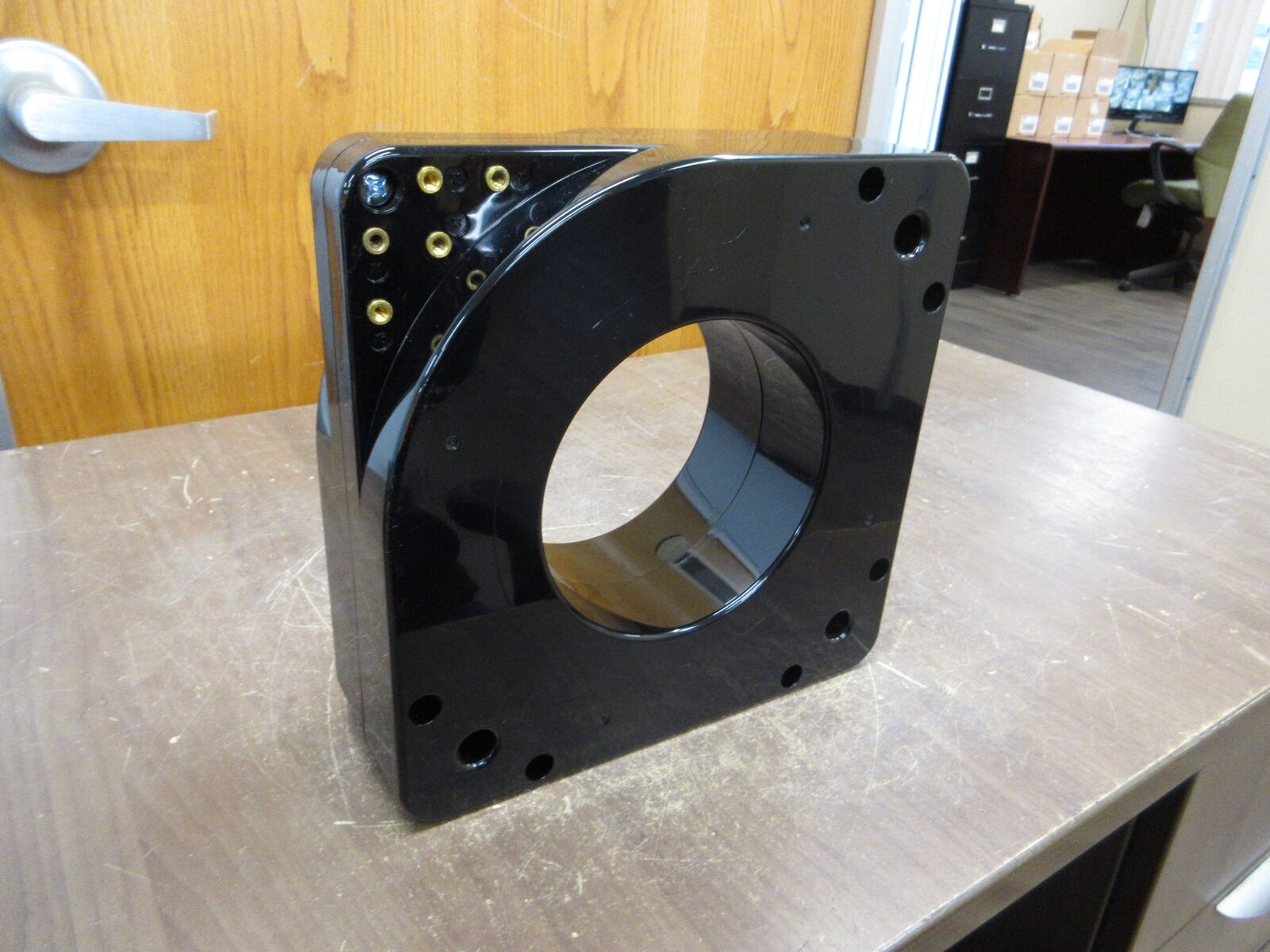 ABB SAB-1-MR Current Transformer 923A329G79 Ratio 3000:5A 600V 25-400Hz 10kV BIL