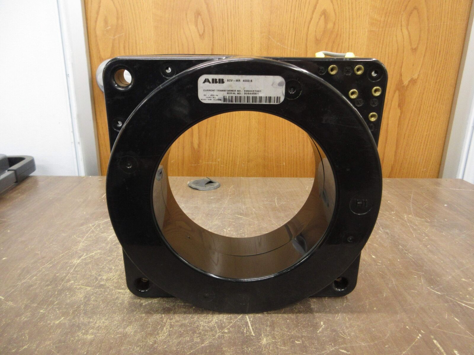 ABB SCV-MR Current Transformer 6350C27H01 Ratio 4000:5A 600V 50-400Hz Used
