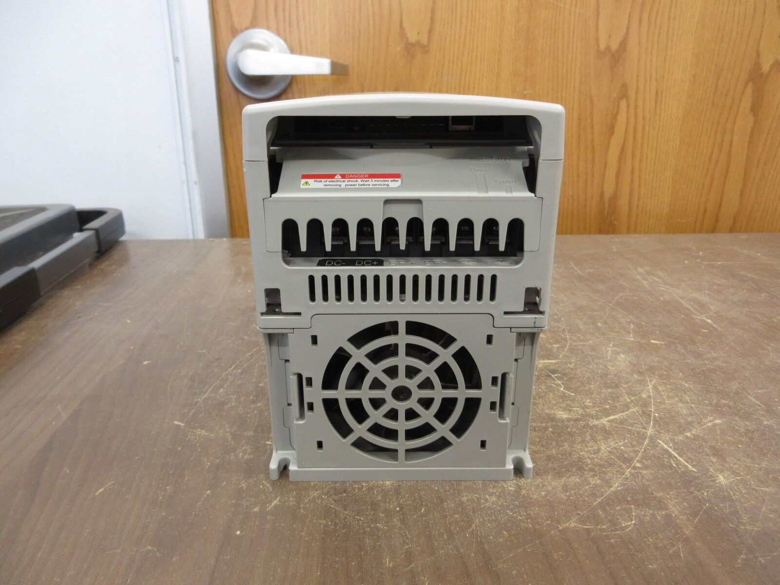 Allen-Bradley PowerFlex 40 AC Drive 22B-D012N104 7.5HP 3Ph Used
