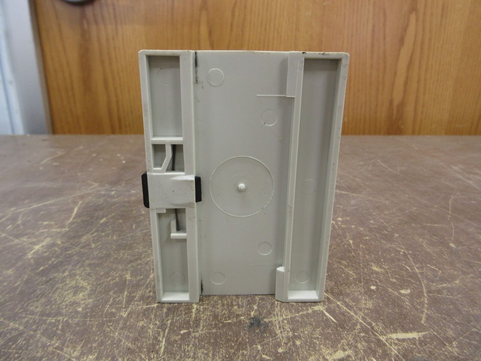 Multitek Voltage Transducer M100-VLS Input: 0-600VAC Output: 4-20mA Used