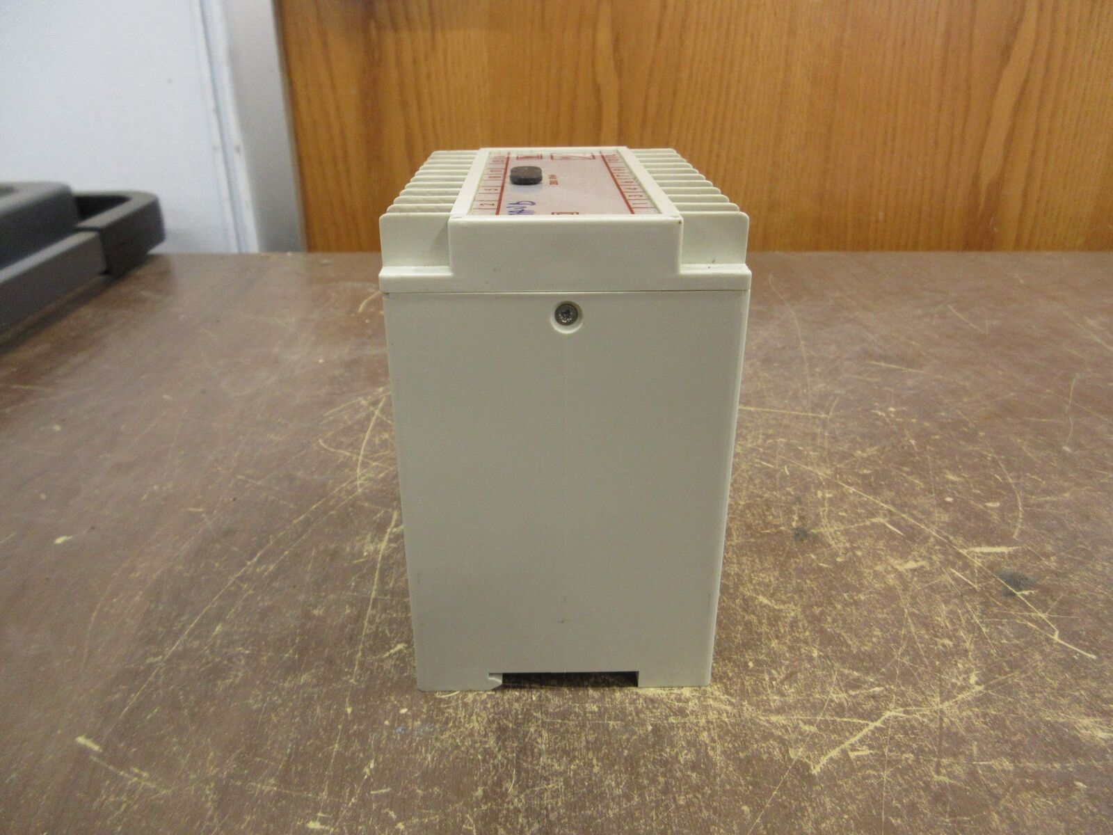 Multitek Watt Transducer M100WA5 Input: 277V Output: 4-20mA Used