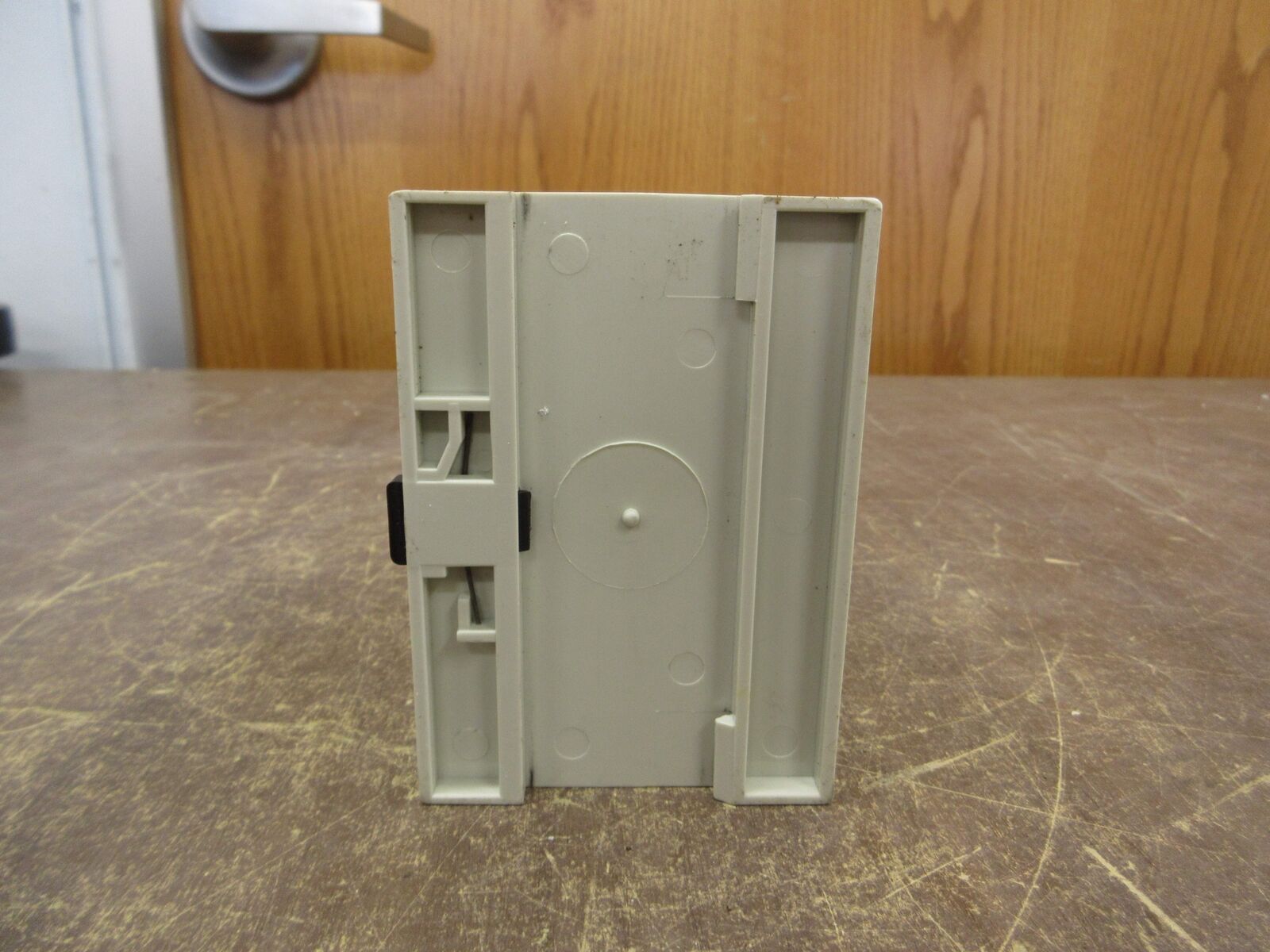 Multitek Watt Transducer M100WA5 Input: 277V Output: 4-20mA Used