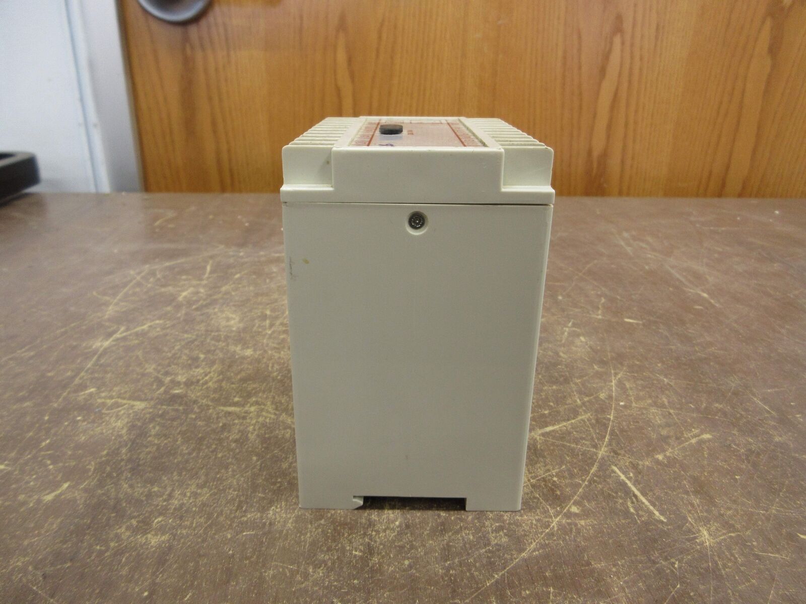 Multitek Watt Transducer M100WA5 Input: 277V Output: 4-20mA Used