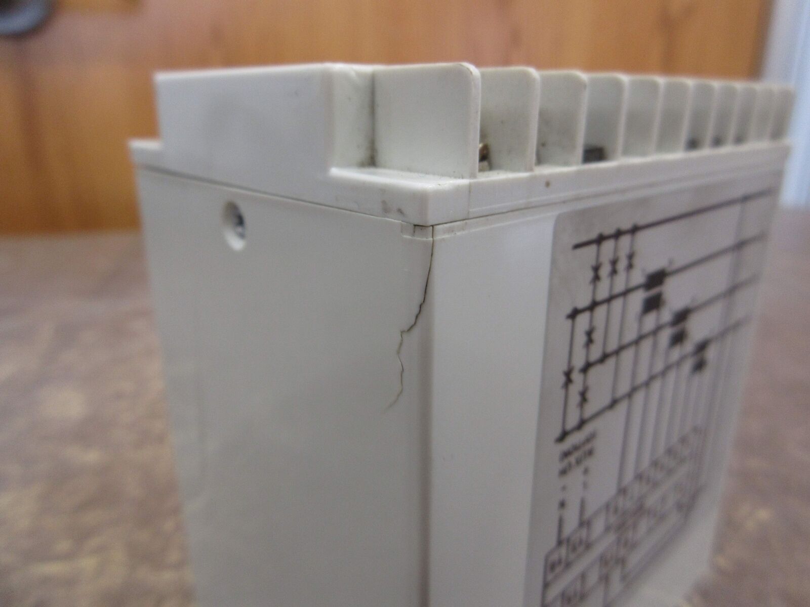 Multitek Watt Transducer M100WA5 Input: 277V Output: 4-20mA Used