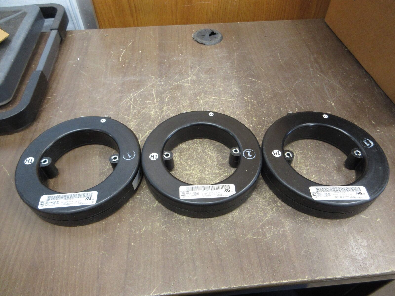Schneider Electric Metering Current Transformer SMCT800 Ratio 800:5A 600V
