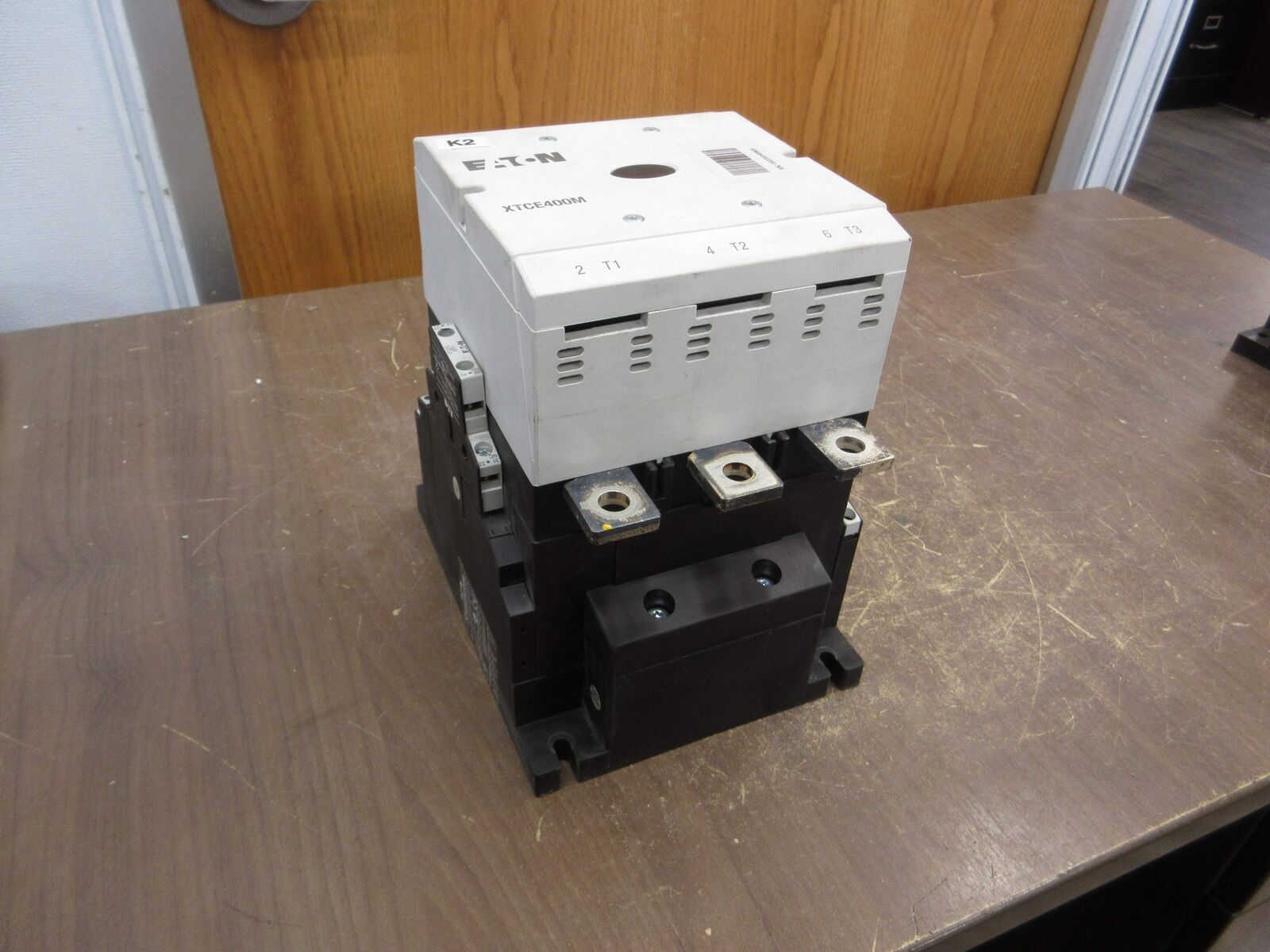 Eaton Contactor XTCE400M 24-48VDC Coil 450A 600V Used