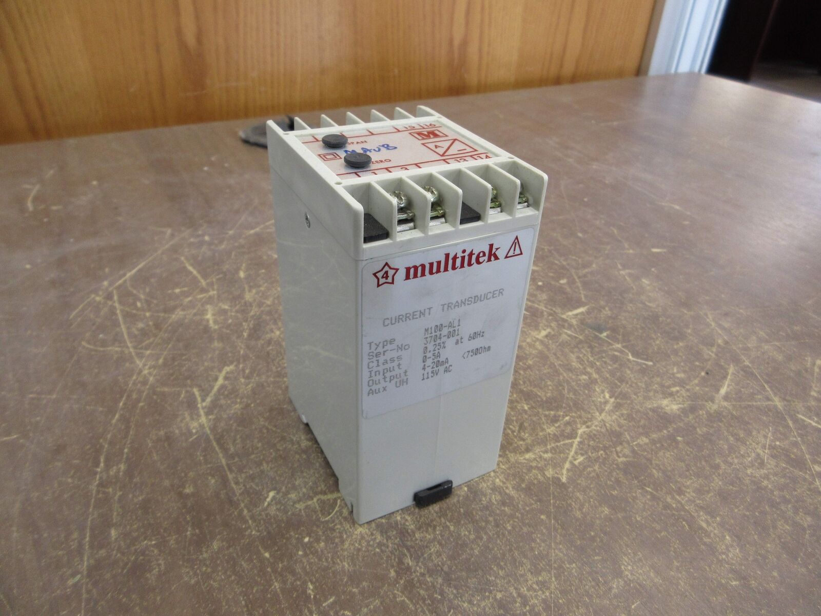 Multitek Current Transducer M100-AL1 M100-AL1 Input: 0-5A Output: 4-20mA Used