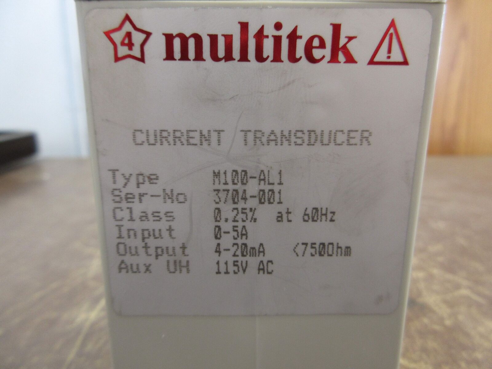 Multitek Current Transducer M100-AL1 M100-AL1 Input: 0-5A Output: 4-20mA Used