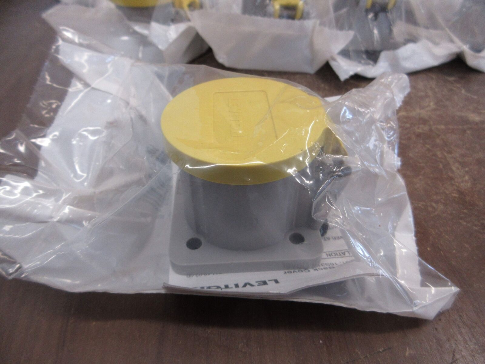Leviton Nema 3R Receptacle Enclosure 106-16S31-Y *Box of 10* New Surplus