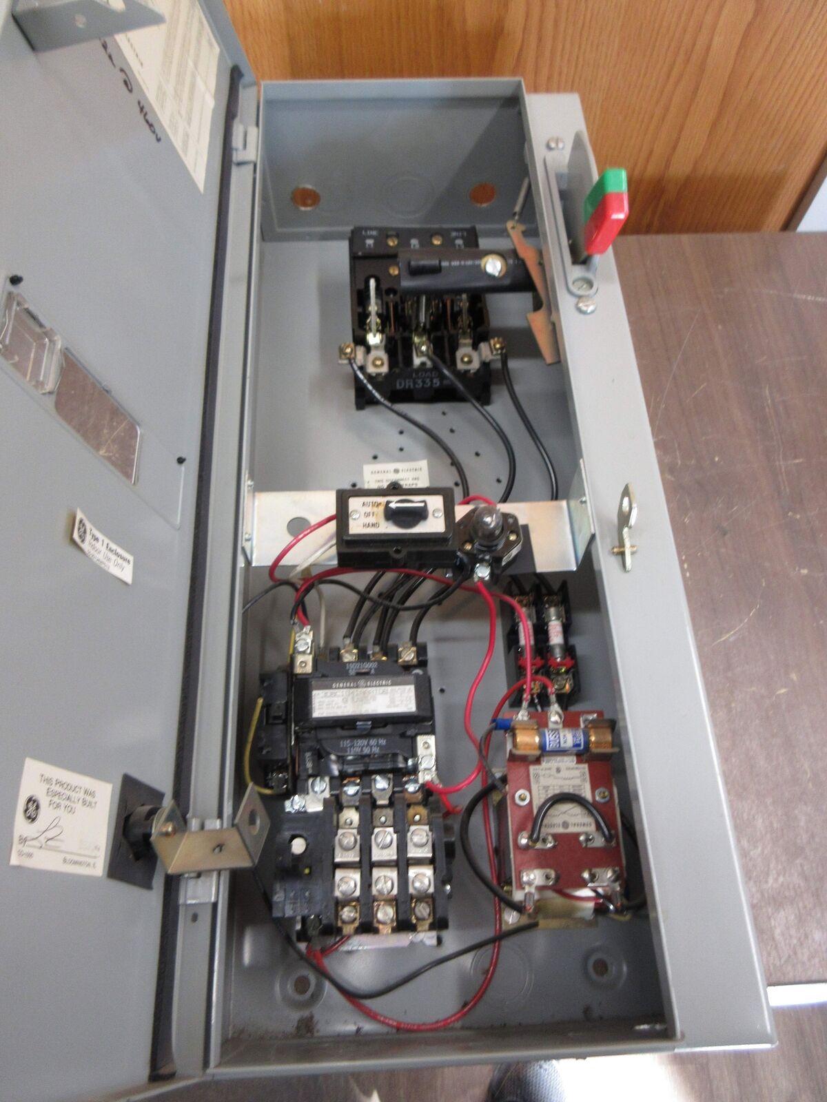 GE Non-Fusible Size 1 Combination CR308C1041AAATDB 115-120V Coil 27A Used