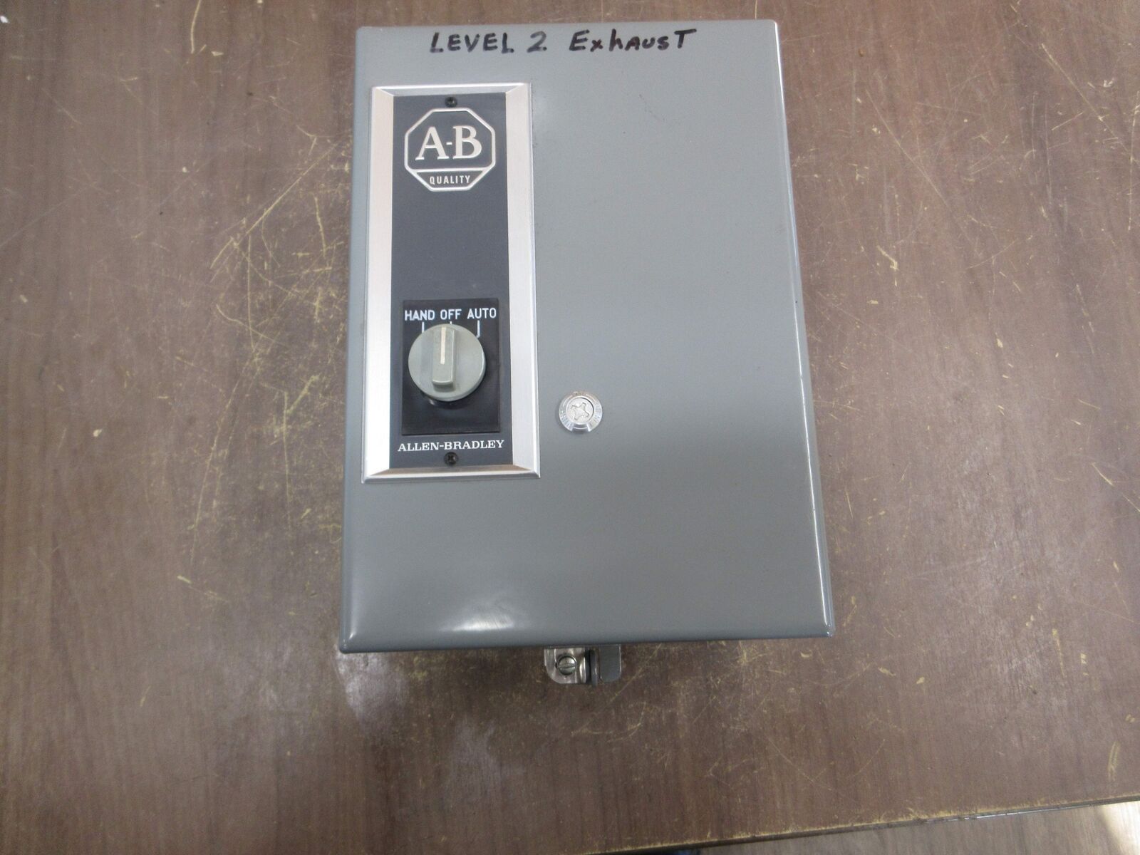Allen-Bradley Enclosed Size 0 Starter 509-AAD Ser. B 120V Coil 18A 600V Used