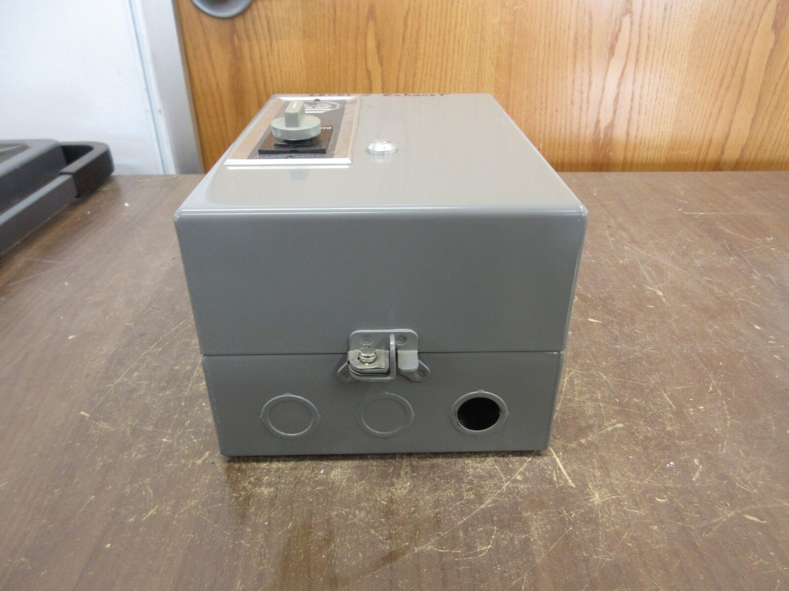 Allen-Bradley Enclosed Size 0 Starter 509-AAD Ser. B 120V Coil 18A 600V Used