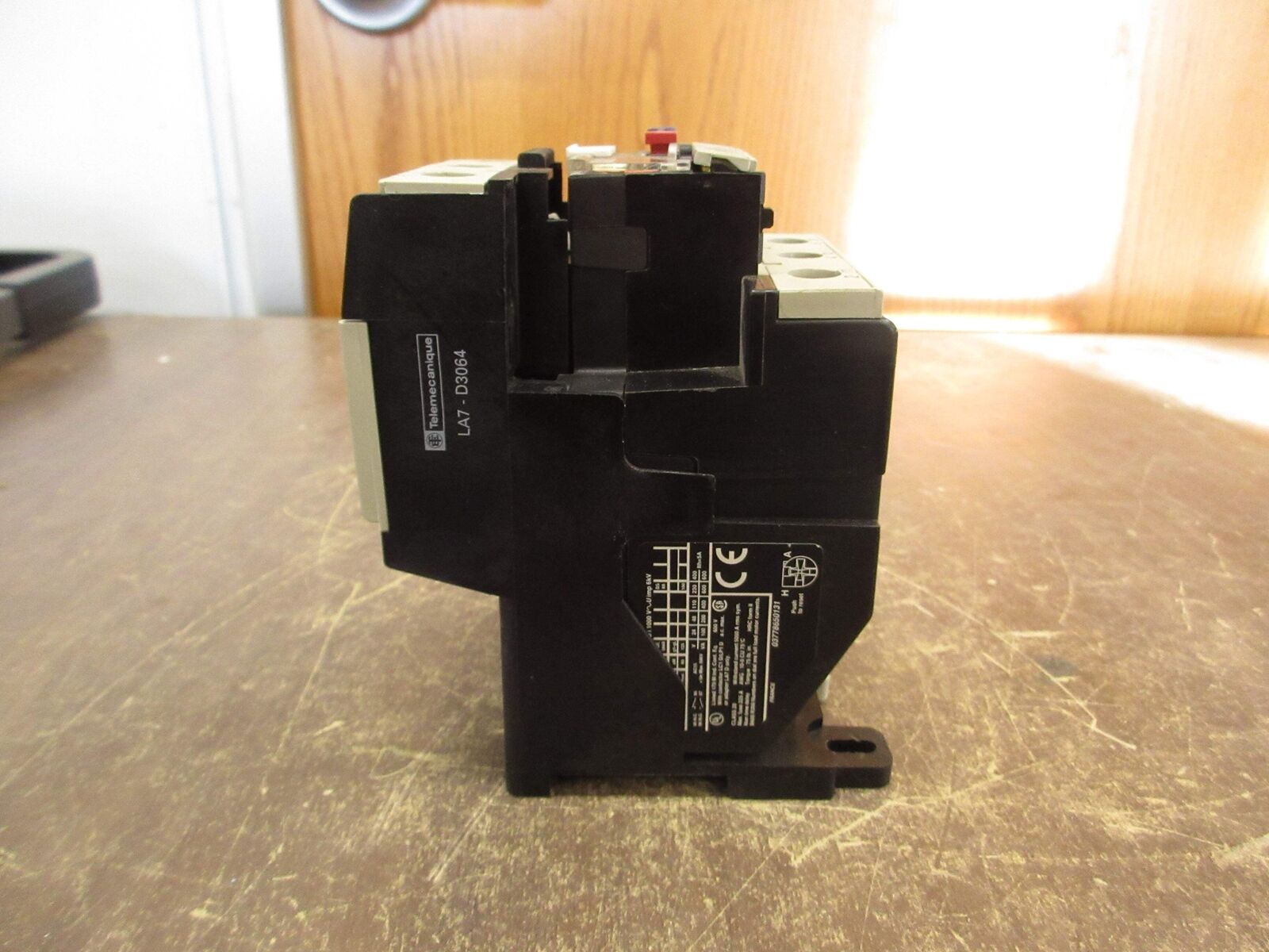 Telemecanique Solid State Overload LR2 D35 Trip: 48-65A w/ DIN-Rail Adapter Used
