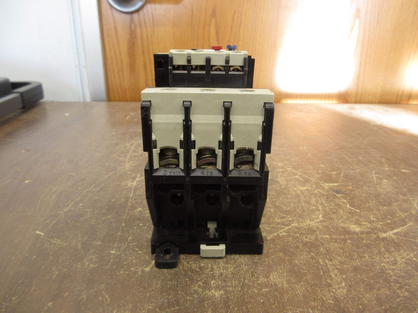 Telemecanique Solid State Overload LR2 D35 Trip: 48-65A w/ DIN-Rail Adapter Used