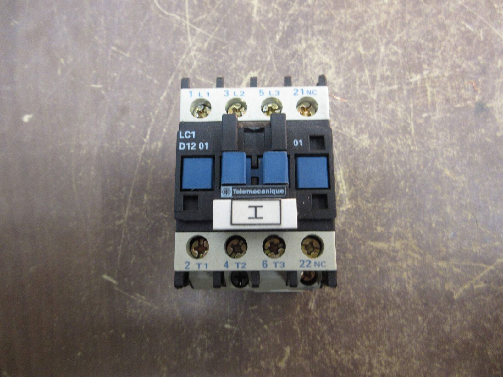 Telemecanique Contactor LC1 D12 01 120V Coil 25A 600V Used