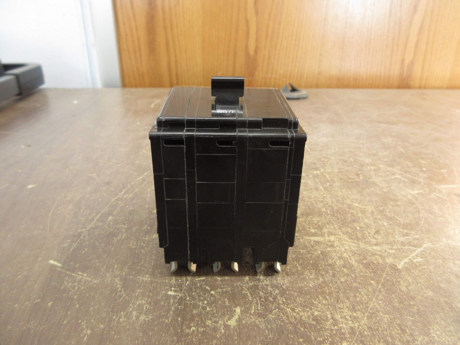 Square D Clip-On Circuit Breaker QO320 20A 240V 3P Used