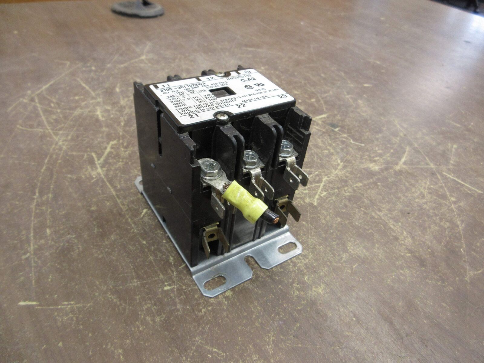 Products Unlimited Contactor 3100-30T1028WA 120V Coil 40A 600V Used
