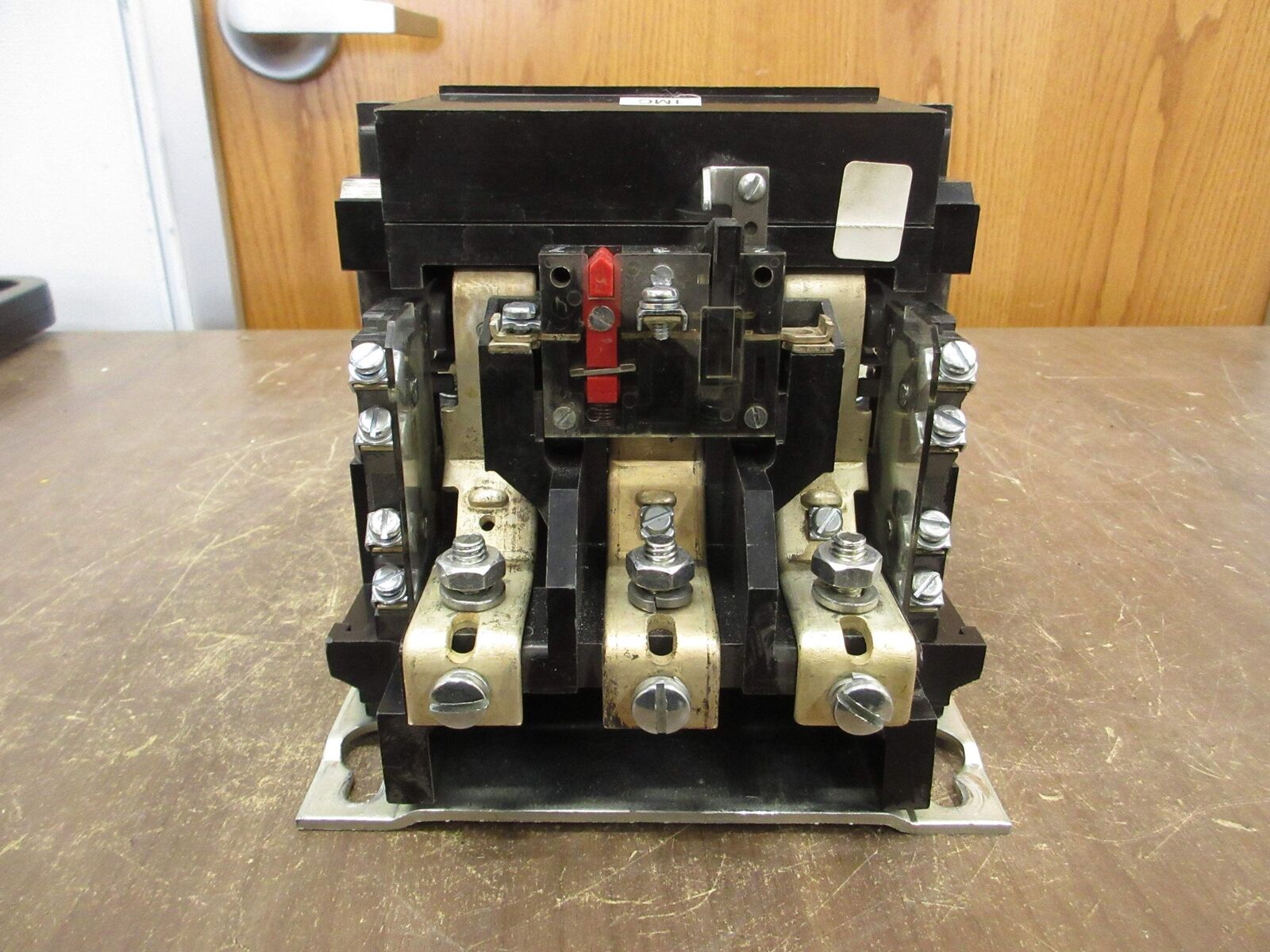 Telemecanique Size 4 Contactor A103F 480V Coil 150A 600V *Broken Corner* Used