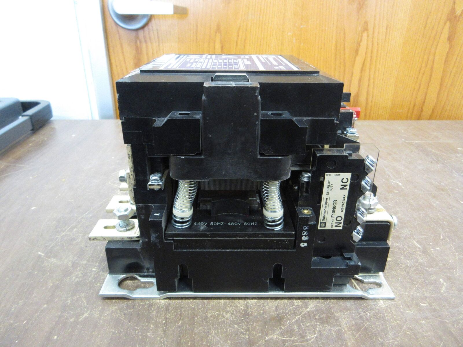 Telemecanique Size 4 Contactor A103F 480V Coil 150A 600V *Broken Corner* Used