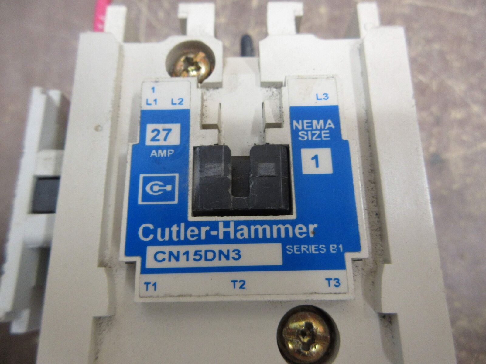 Cutler-Hammer Size 1 Contactor CN15DN3 Ser. B1 120V Coil 27A (1) Aux Contact Use