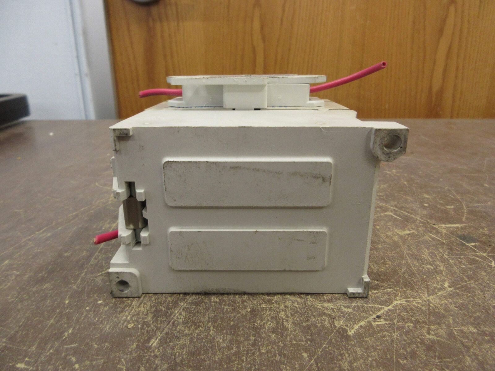 Cutler-Hammer Size 1 Contactor CN15DN3 Ser. B1 120V Coil 27A (1) Aux Contact Use