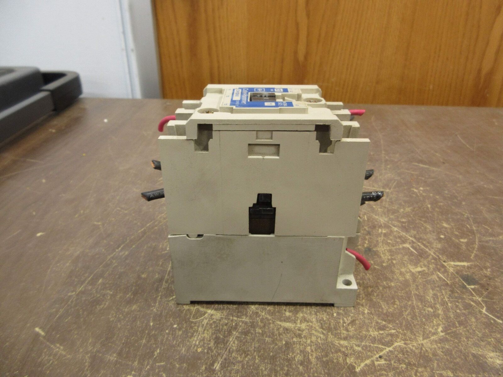 Cutler-Hammer Size 1 Contactor CN15DN3 Ser. B1 120V Coil 27A (1) Aux Contact Use