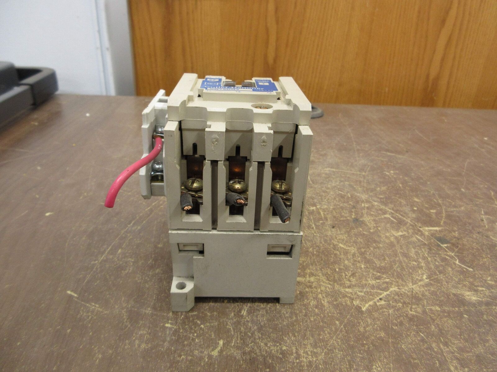 Cutler-Hammer Size 1 Contactor CN15DN3 Ser. B1 120V Coil 27A (1) Aux Contact Use
