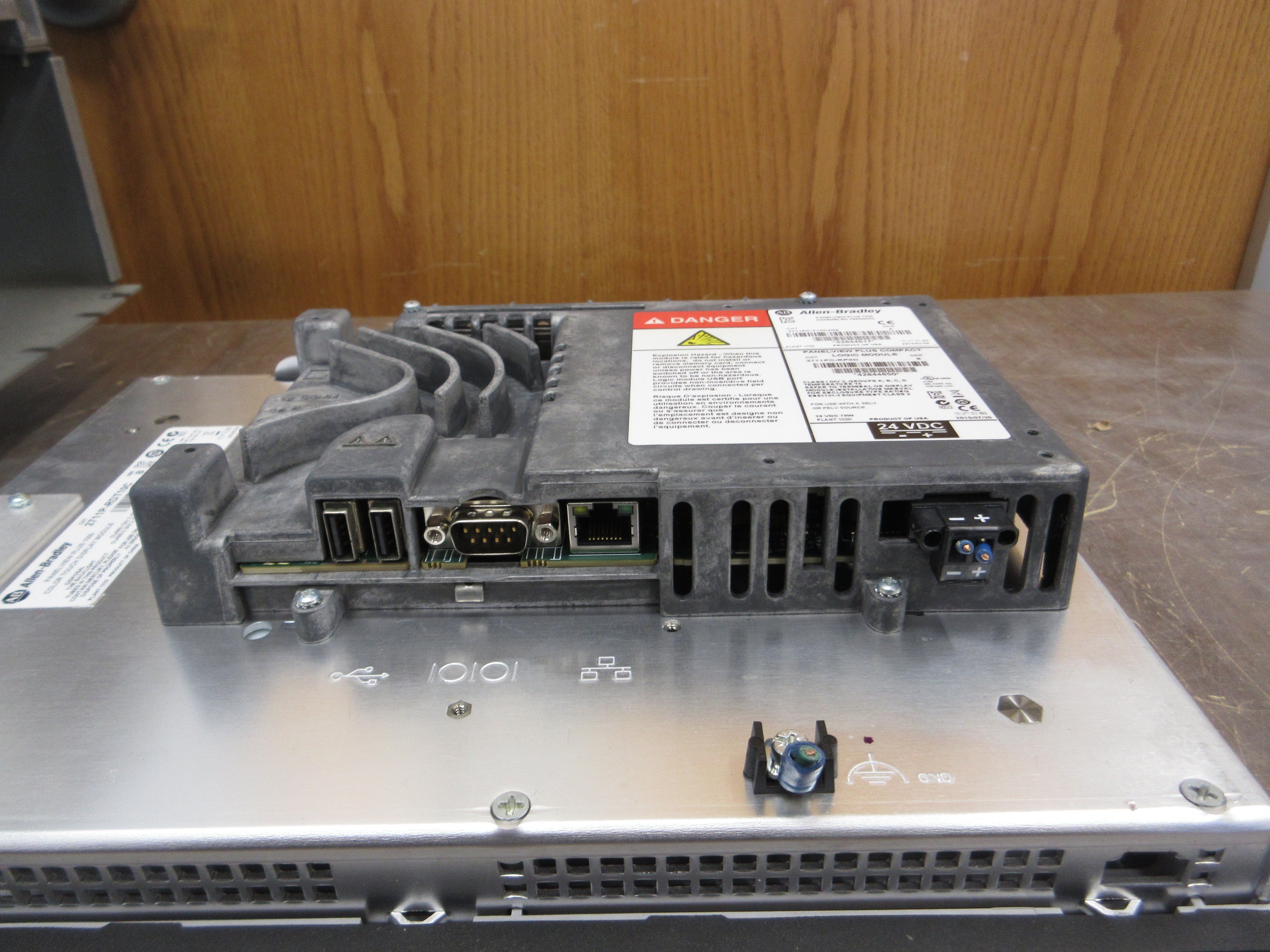 Allen-Bradley Panelview Plus 1000 Operator Terminal 2711PC-T10C4D8 Ser. A Used