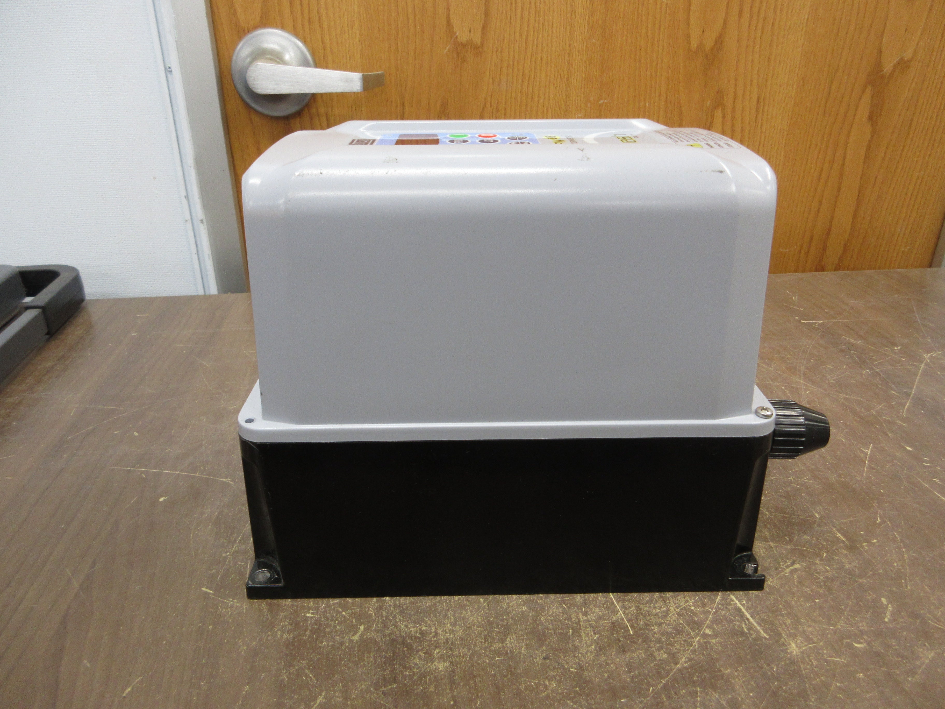 WEG Wash Duty AC Drive USCFW080043T3848EON4A1Z 2HP 3Ph Used