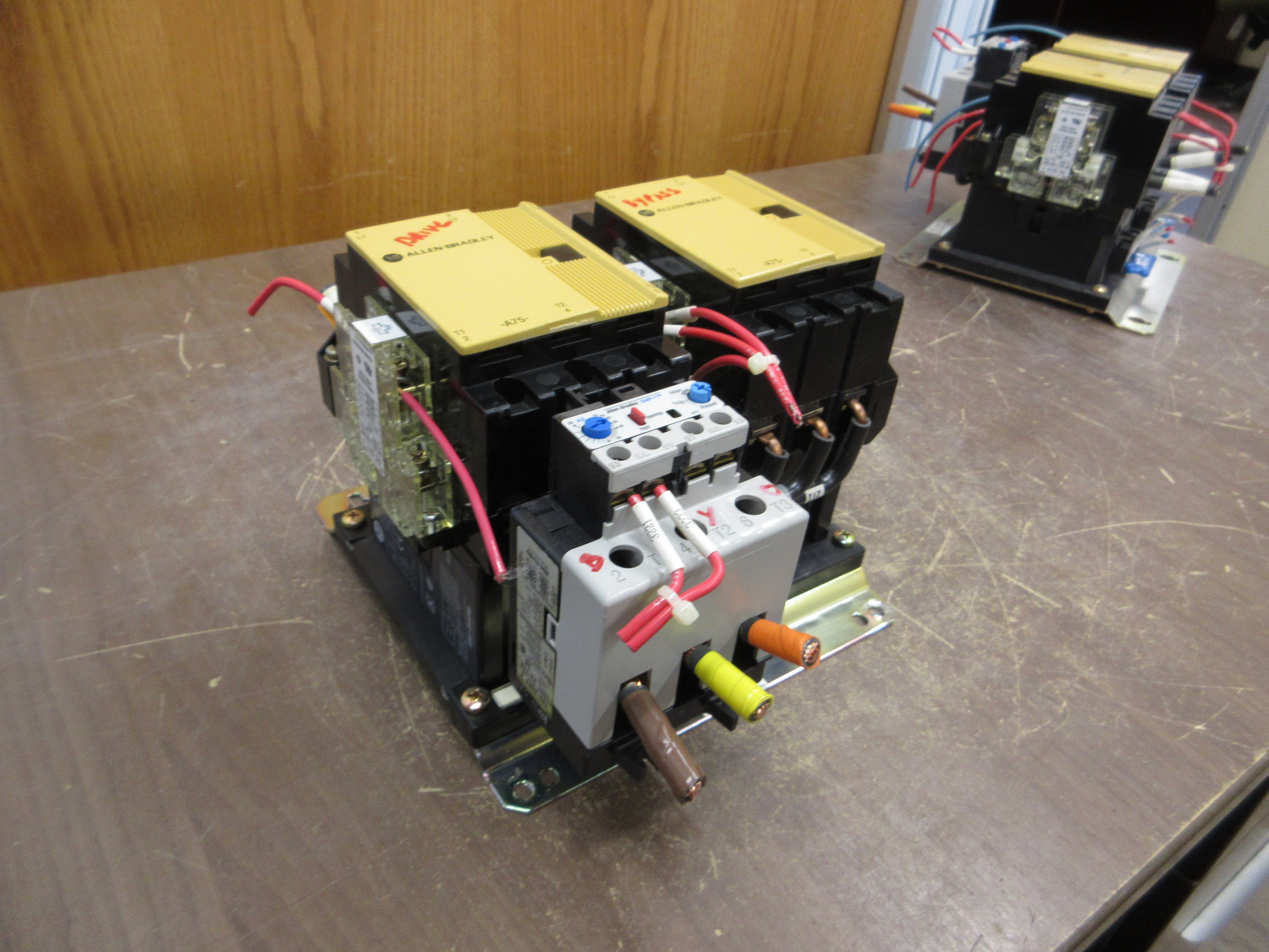 Allen-Bradley Reversing Starter 100-A75N*3 / 193-A2K3 120V Coil Trip: 23-75A