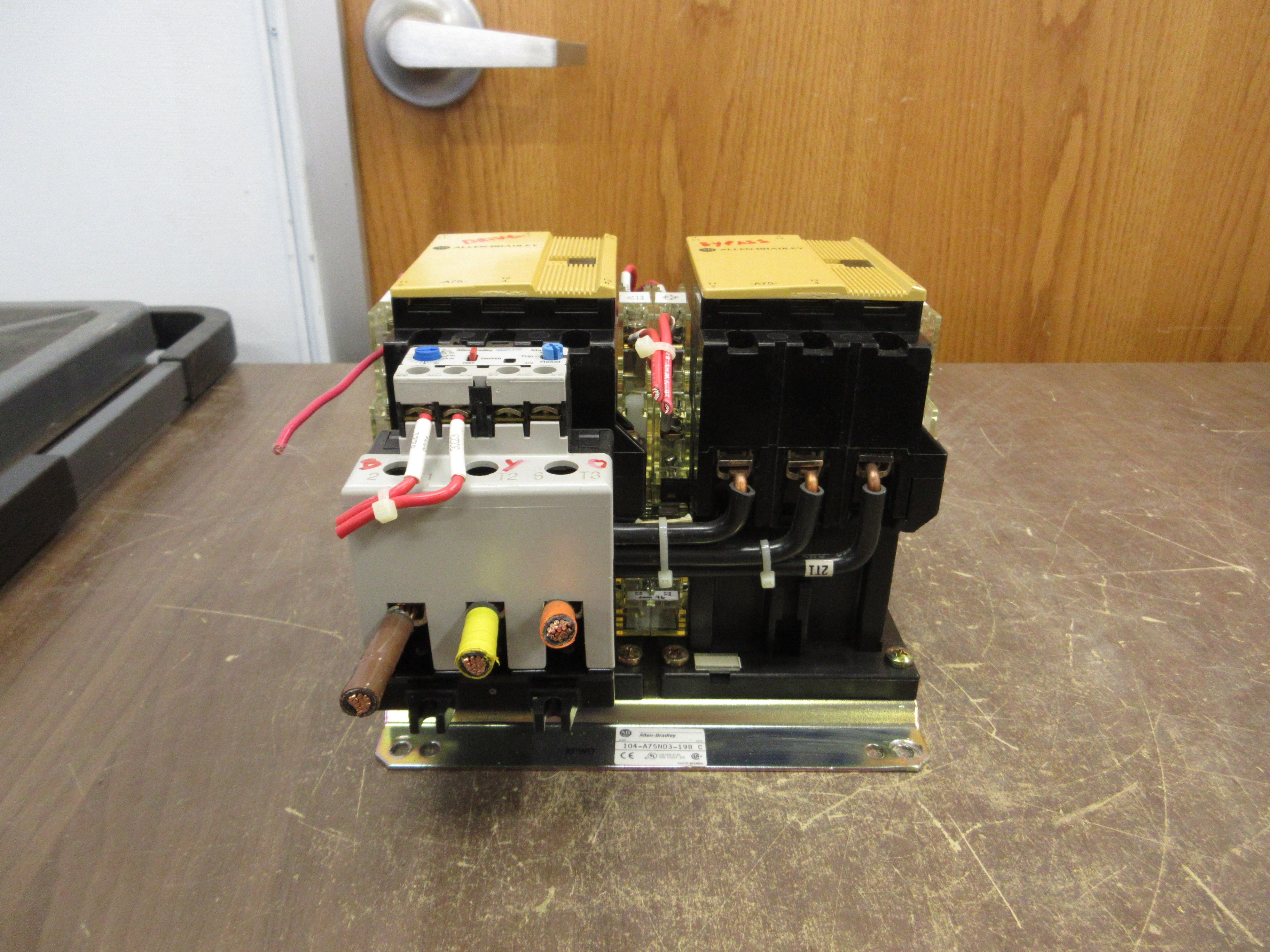 Allen-Bradley Reversing Starter 100-A75N*3 / 193-A2K3 120V Coil Trip: 23-75A