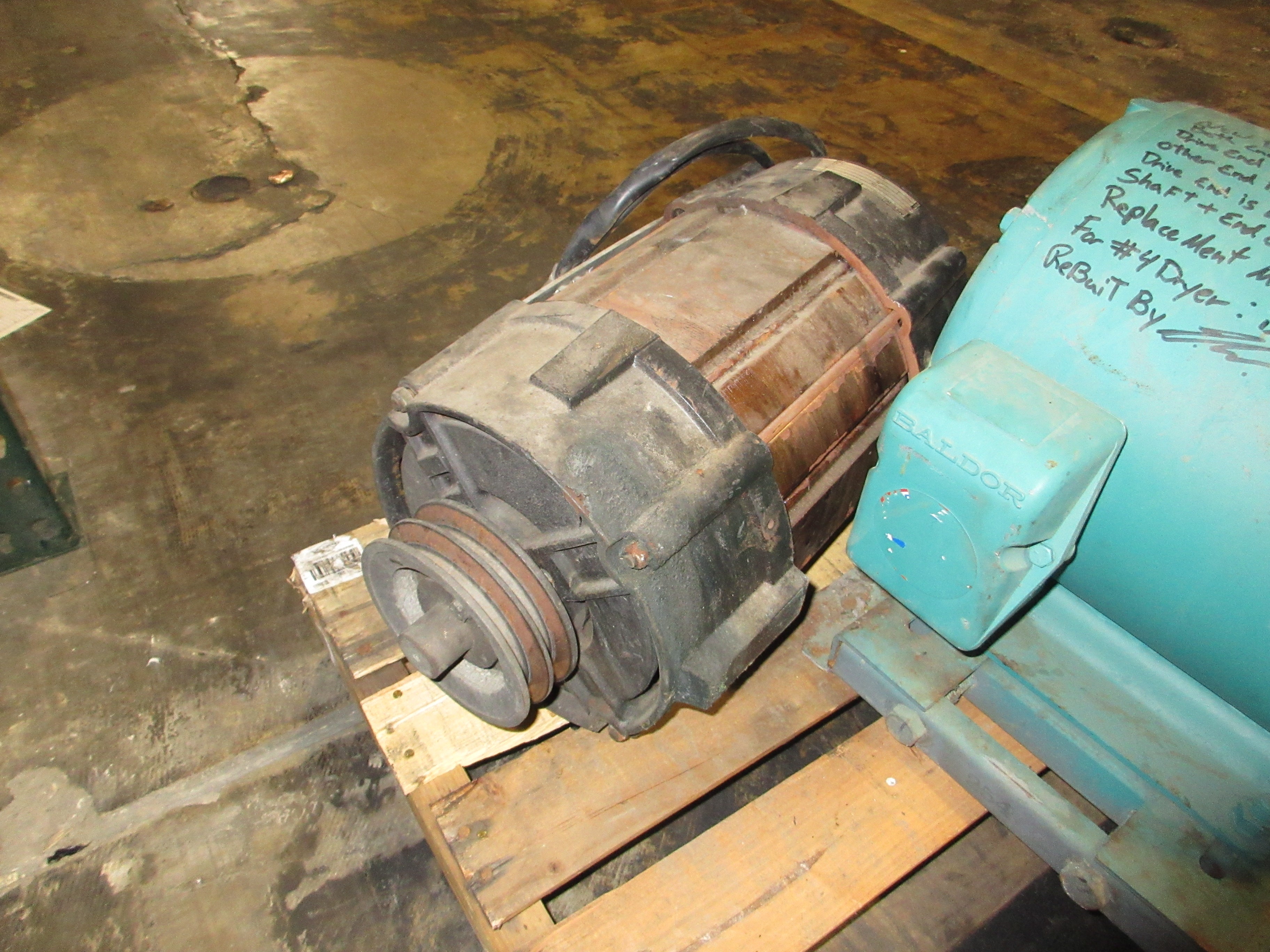 API Eimo Drive Motor 0F 160 K/12-18-3T-2901 1kW 380-415V 6.5/5.8A Used