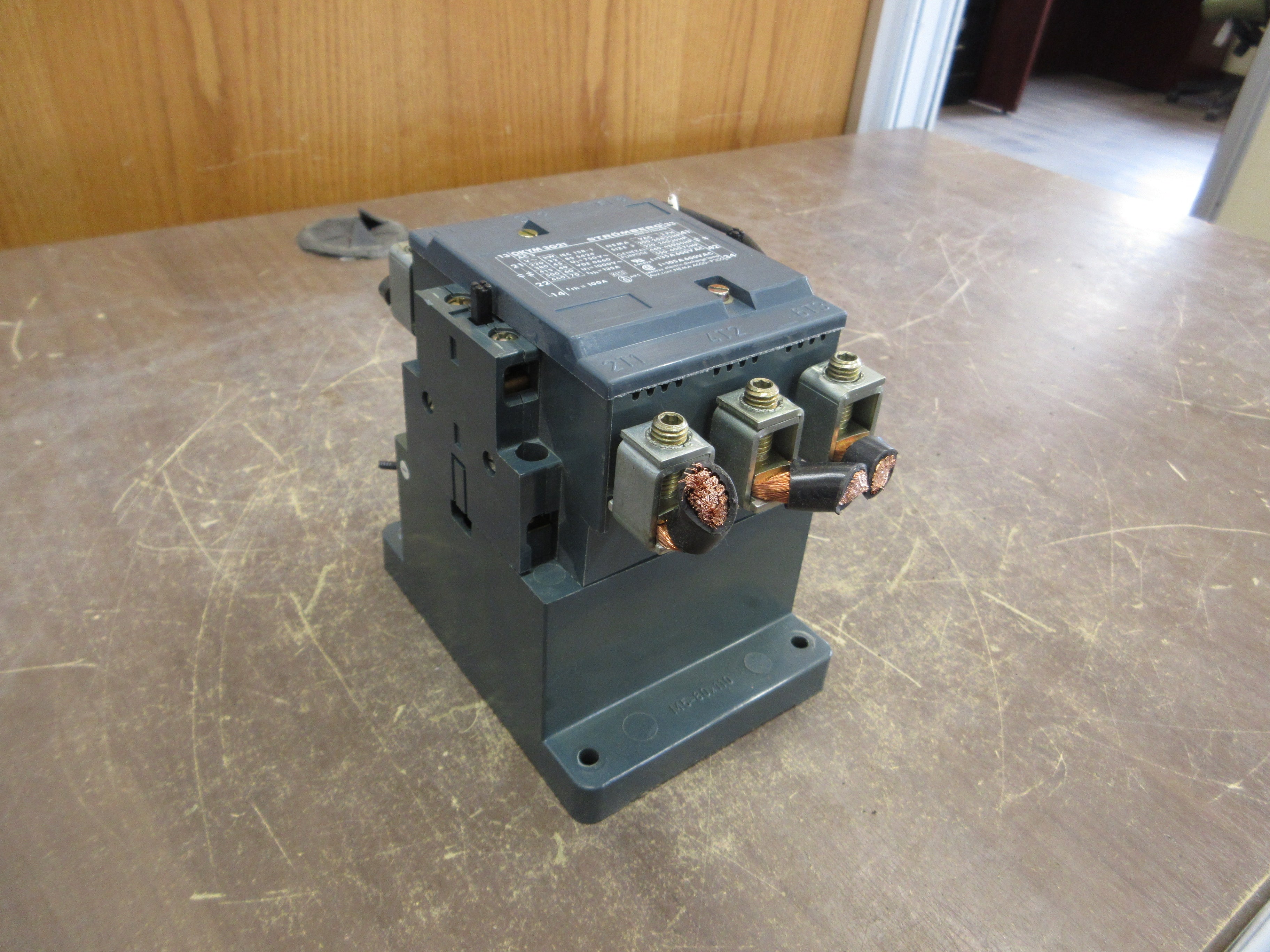 Stromberg Size 3 Contactor OKYM 3G21 125V Coil Used