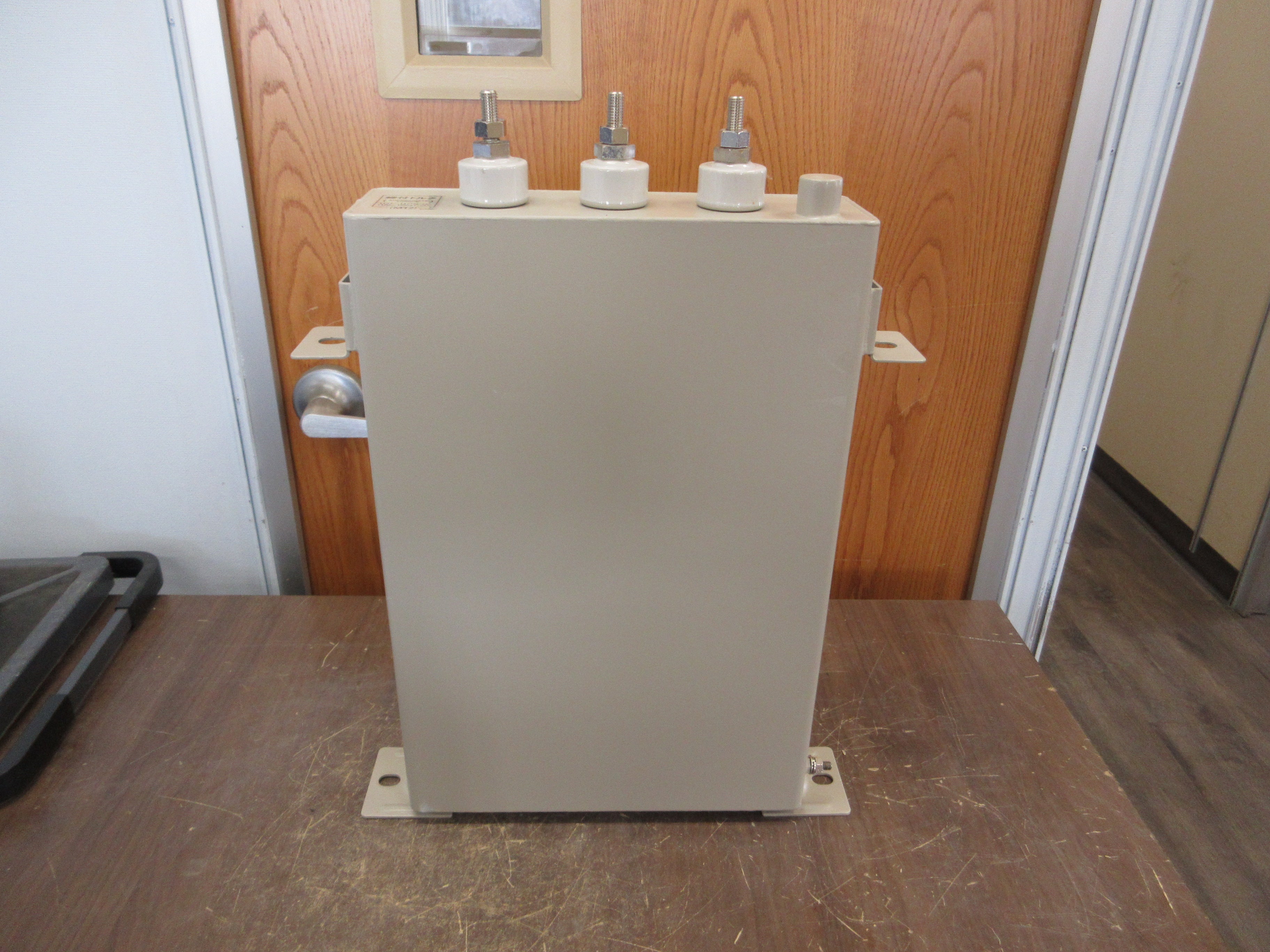 Shizuki Electric Capacitor RG-2 90kvar 550V 3Ph 60Hz Used