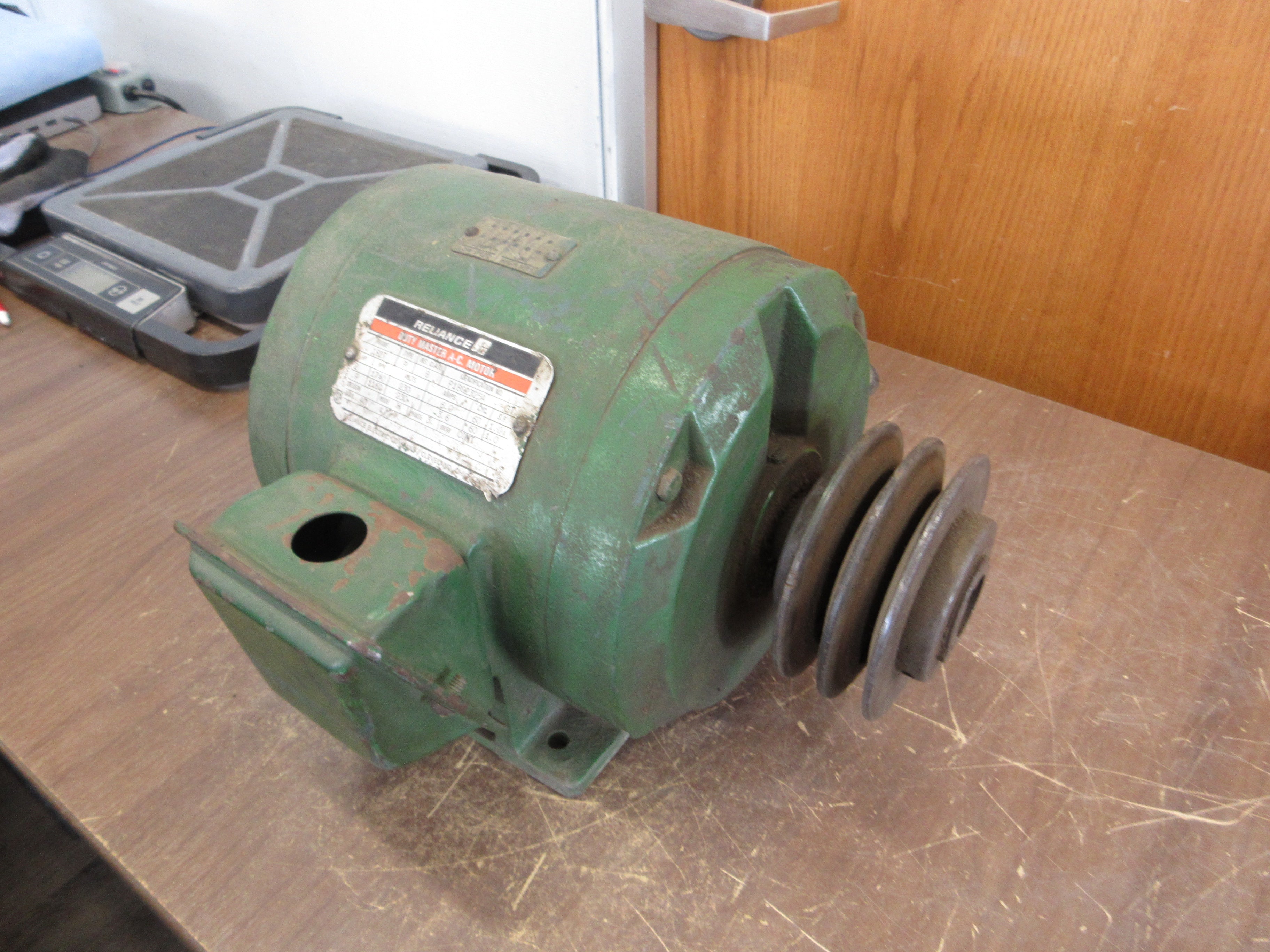 Reliance AC Motor P18G2325A GT 2HP 1800RPM 230V 6A 60Hz Used