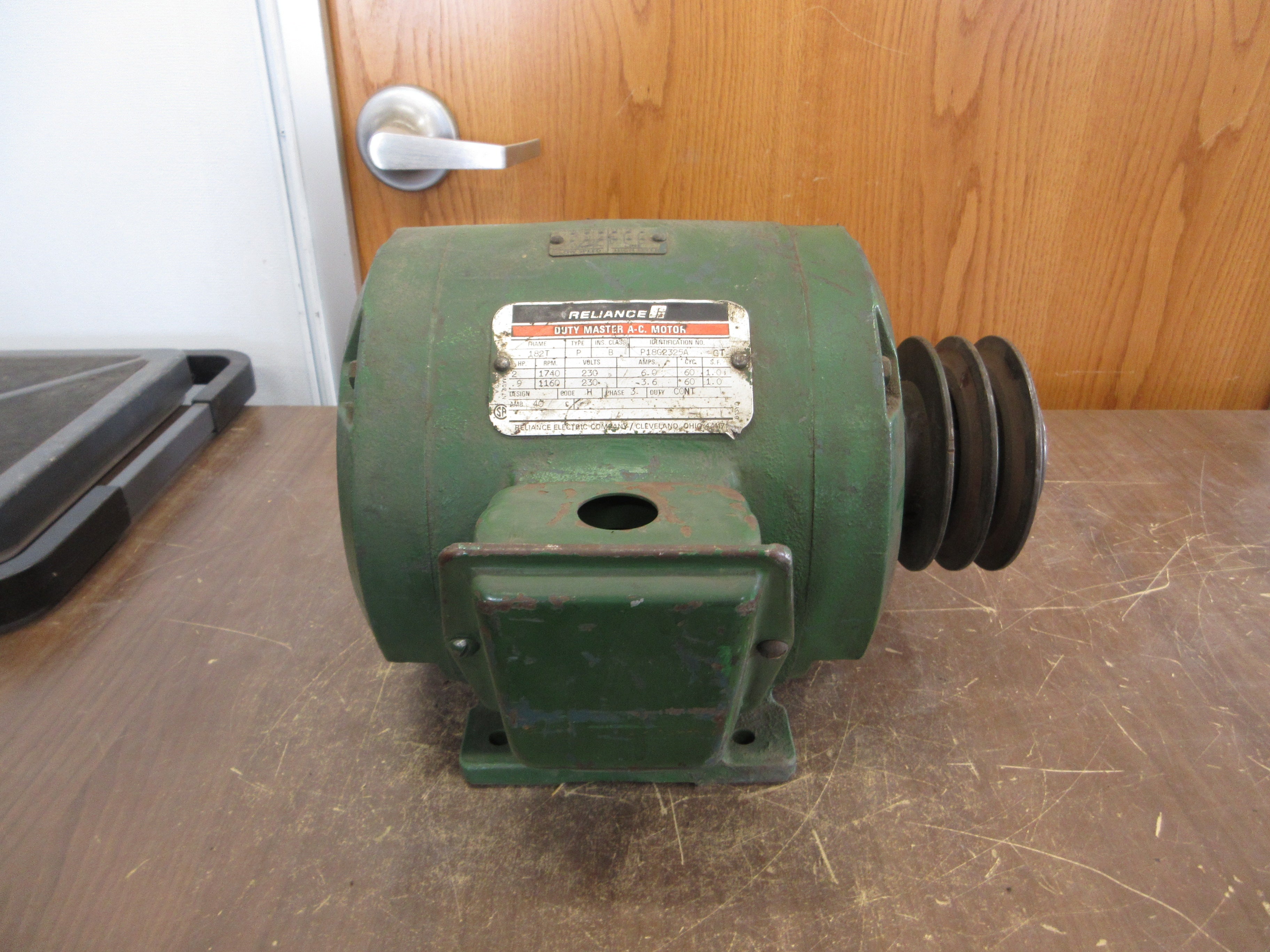 Reliance AC Motor P18G2325A GT 2HP 1800RPM 230V 6A 60Hz Used