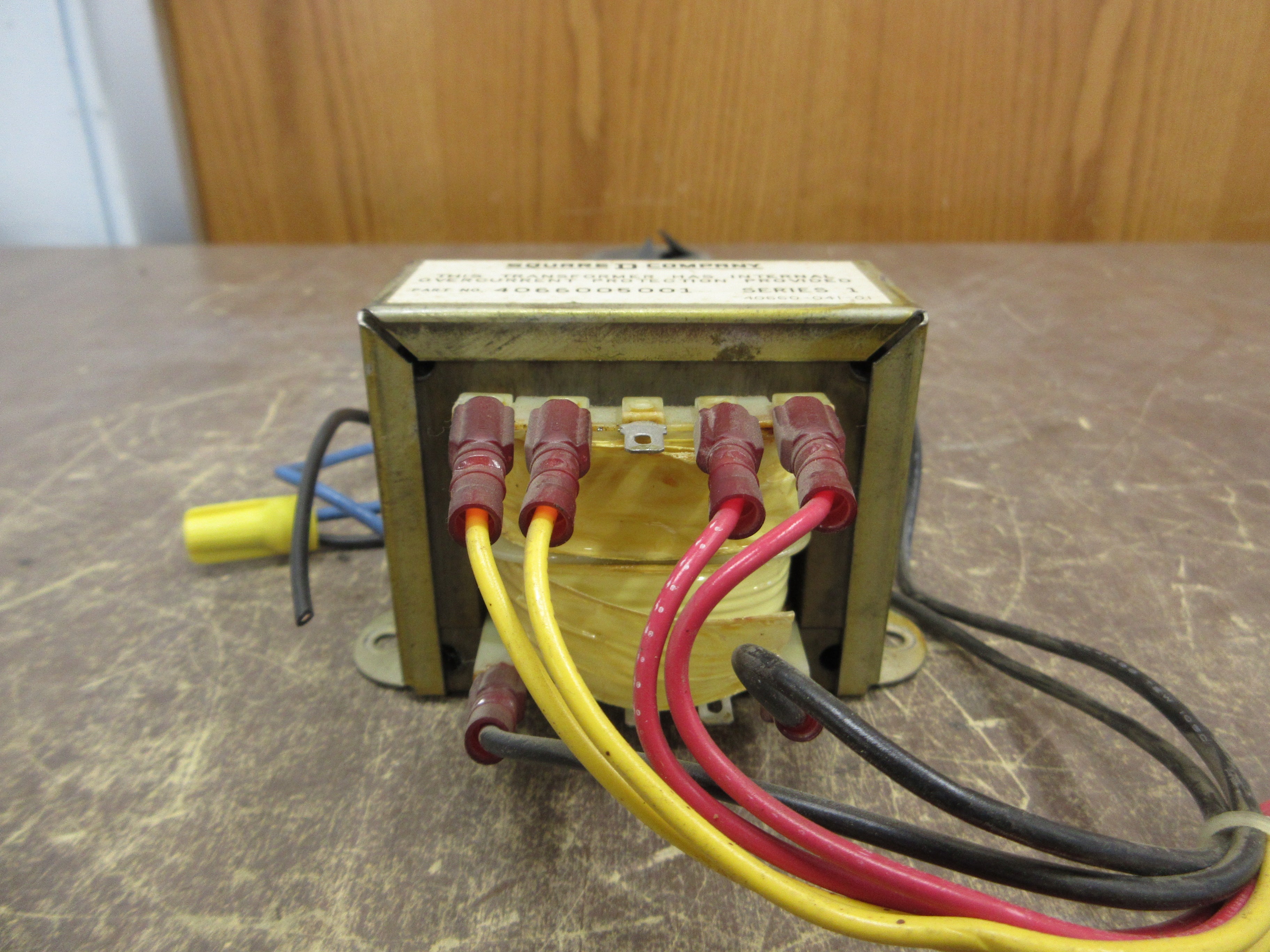 Square D Transformer 4066005001 Ser. 1 Used