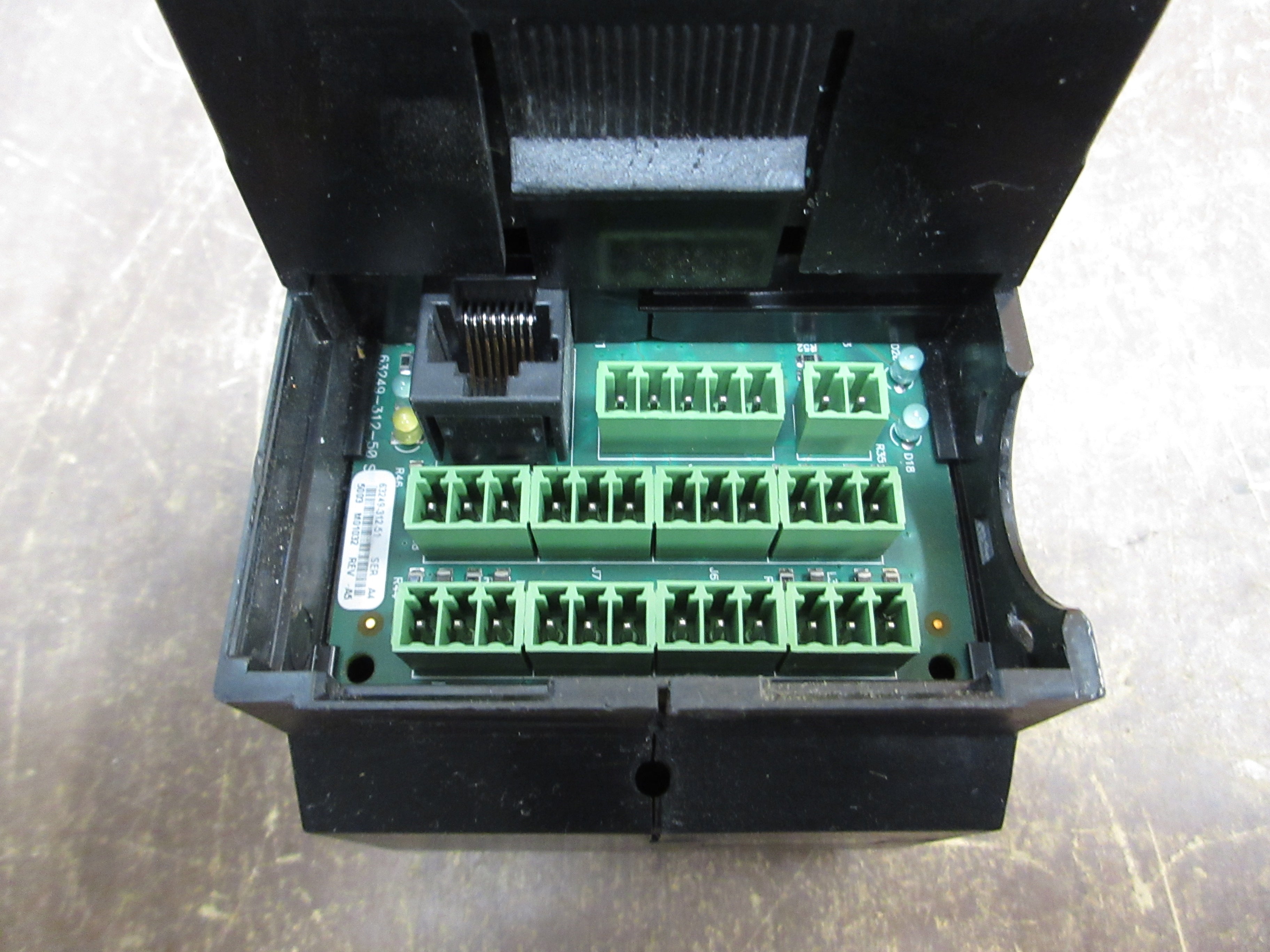 Square D Powerlink G3 Controller NF2000G3 *No Terminal Cover* Used