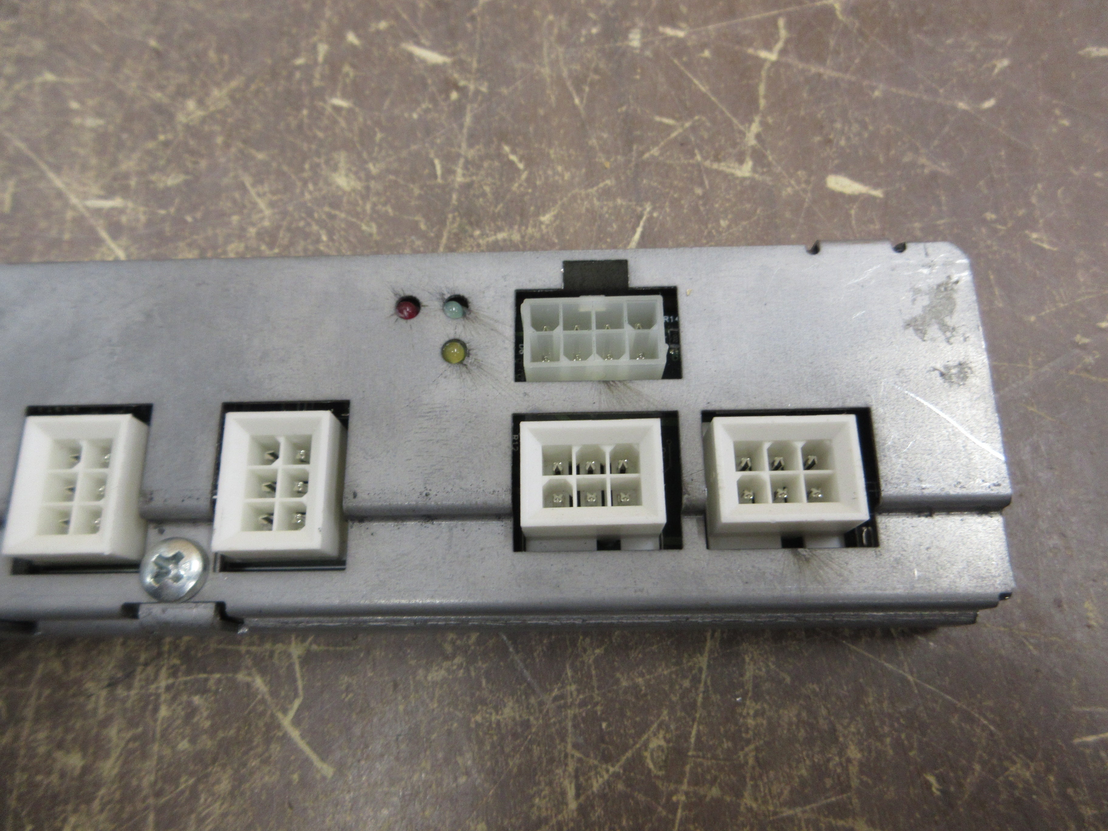 Square D Powerlink G3 Circuit Control Bus NF12SBLG3 *No Mounting Screws* Used