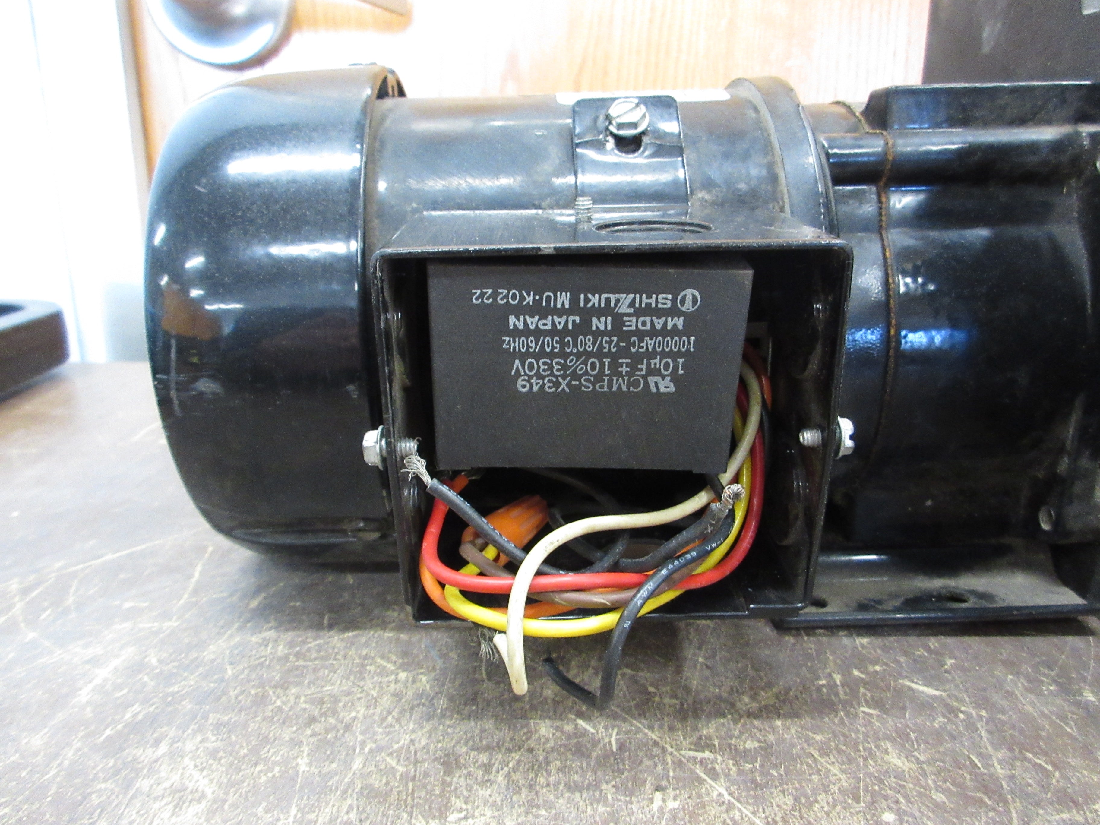 Bison Gearmotor 016-246-6019 1/6HP 115/230V 60Hz 2.3/1.2A 86RPM Used