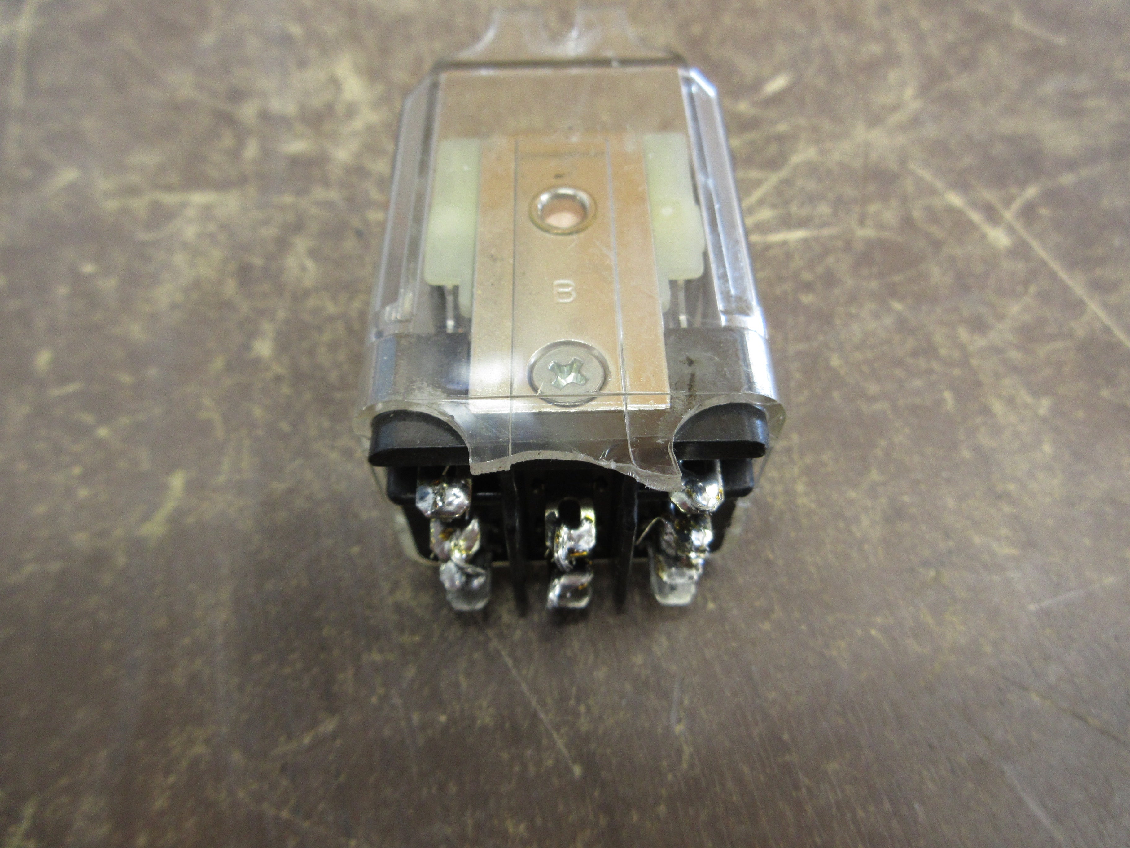 Potter & Brumfield Relay KUP-14A55-240 240V Coil *Broken Mounting Foot* Used