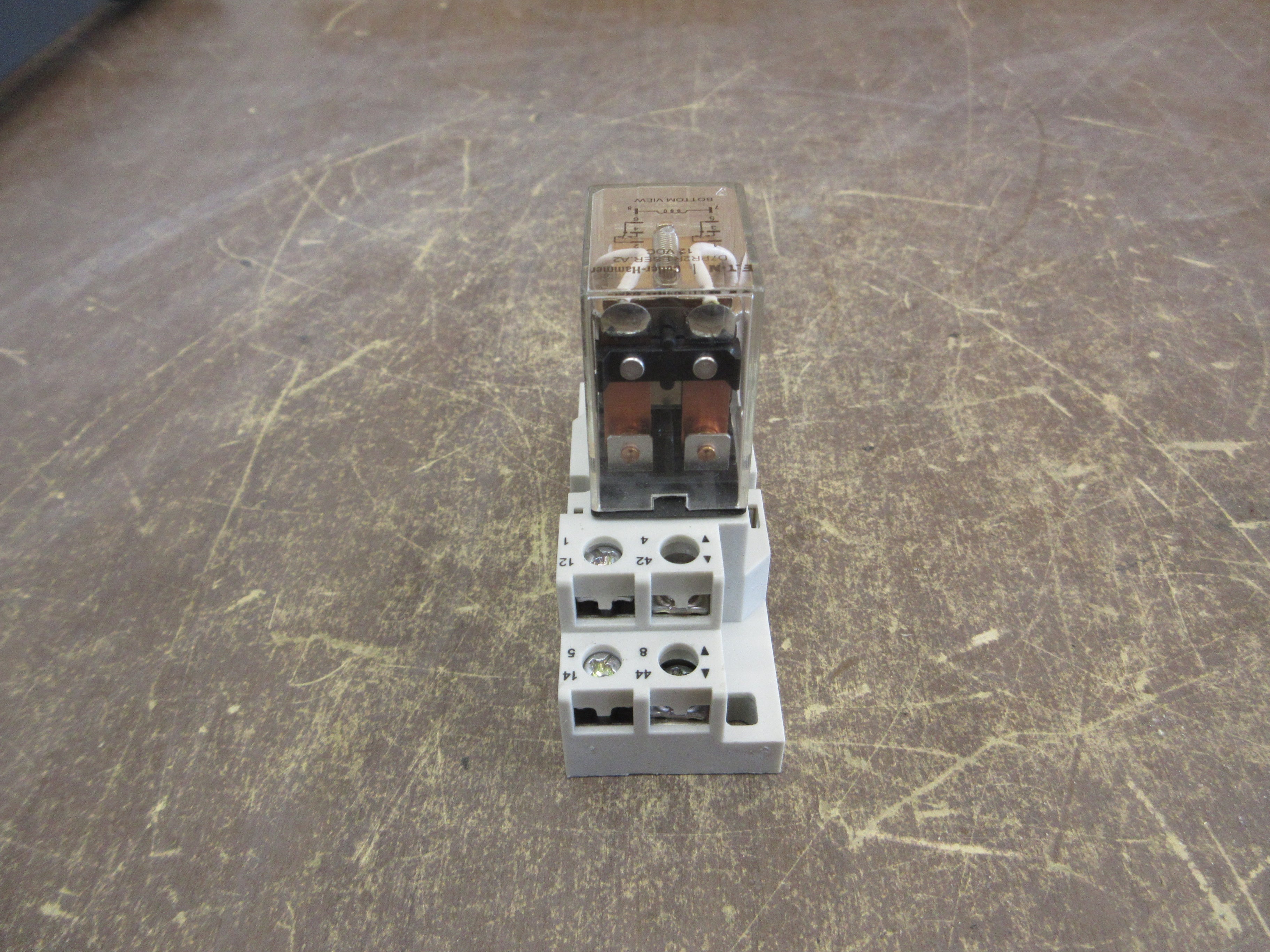 Eaton Relay D7PR2R1 Ser. A2 12VDC Coil w/ Base Used