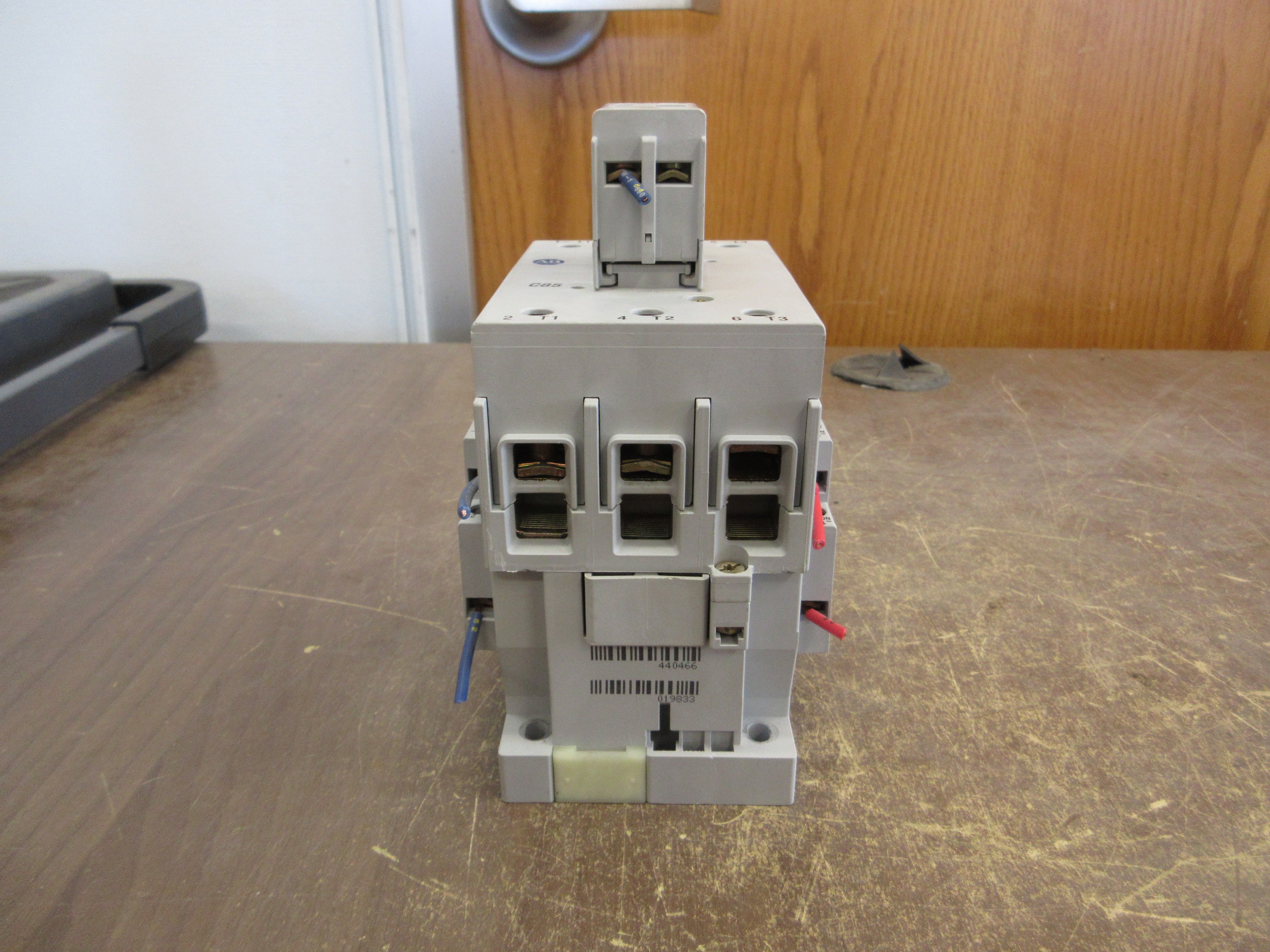 Allen-Bradley Contactor 100-C85*00 Ser. A 120V Coil 100A 600V Used