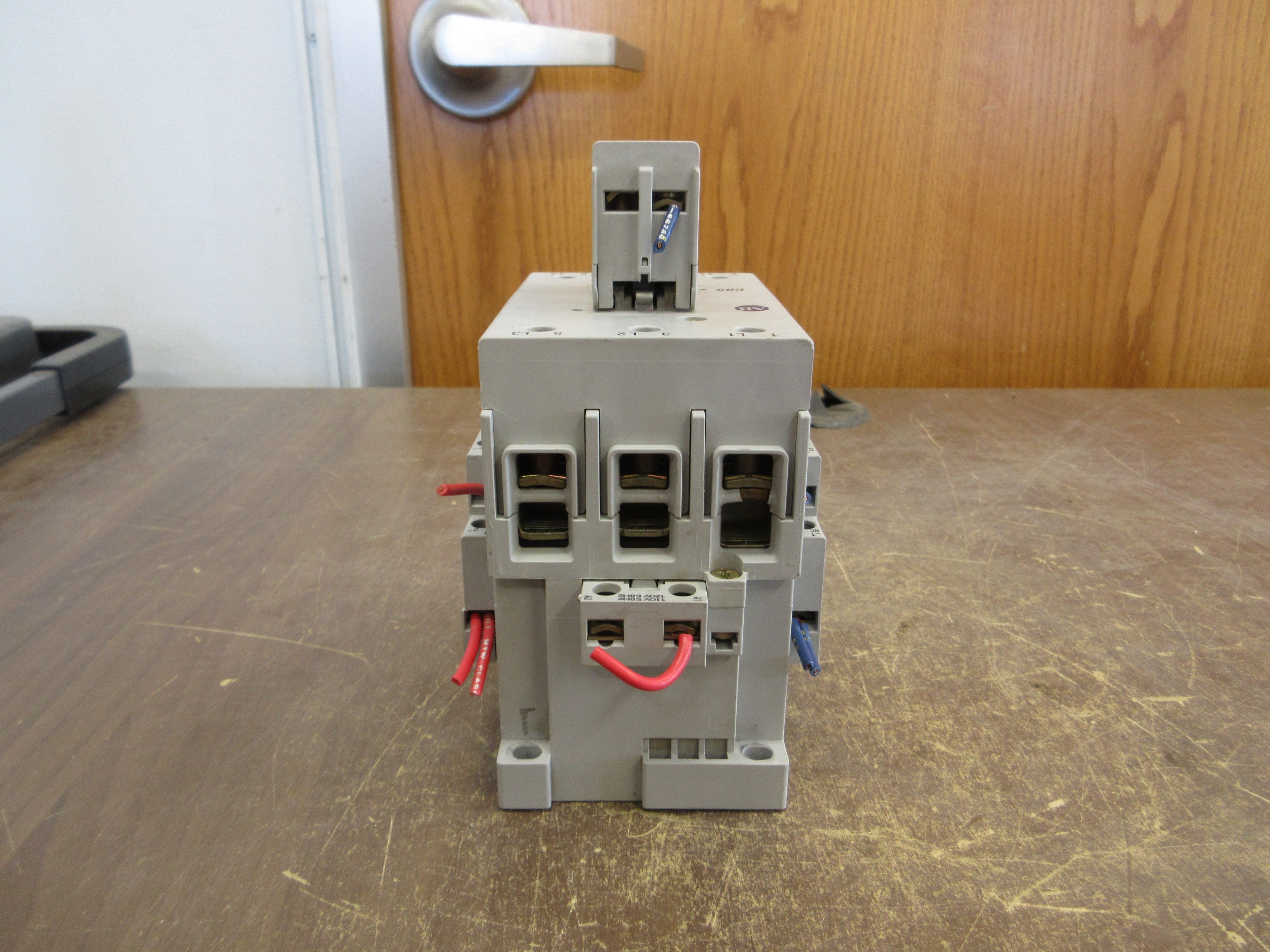 Allen-Bradley Contactor 100-C85*00 Ser. A 120V Coil 100A 600V Used