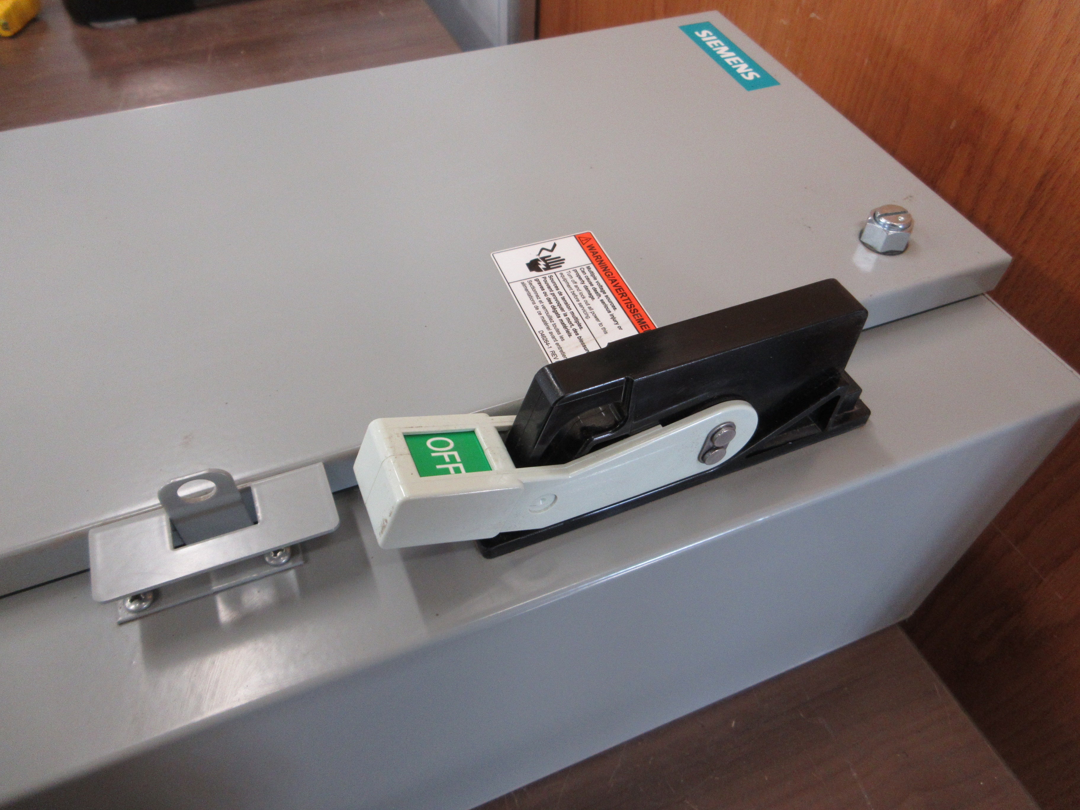 Siemens 3R Fusible Size 1 Combination 17DP92NF1281 120V Coil New Surplus