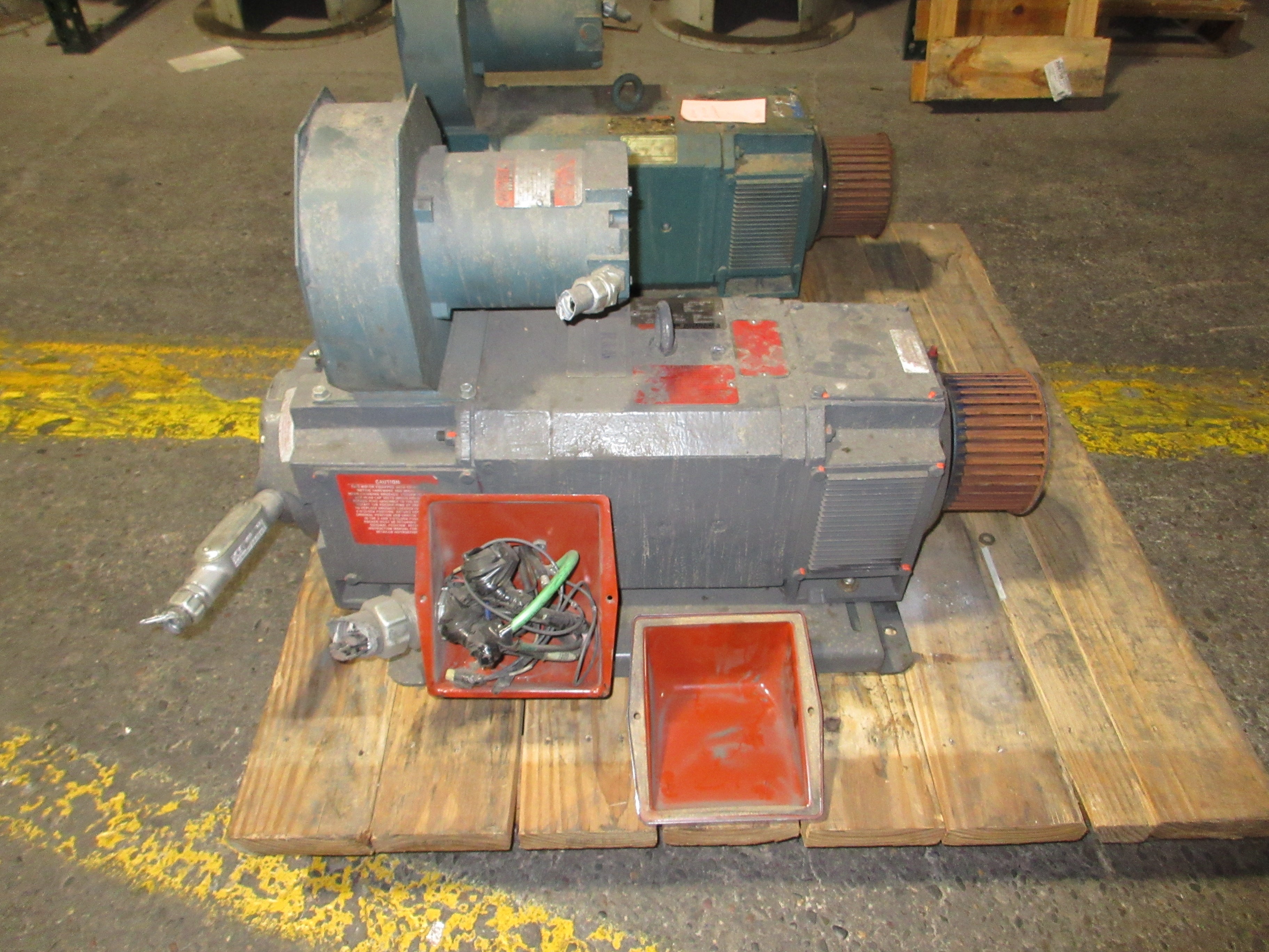 Reliance Electric DC Motor 2KSH08685A-PY 30HP 1800/2400RPM 240V 109A Used