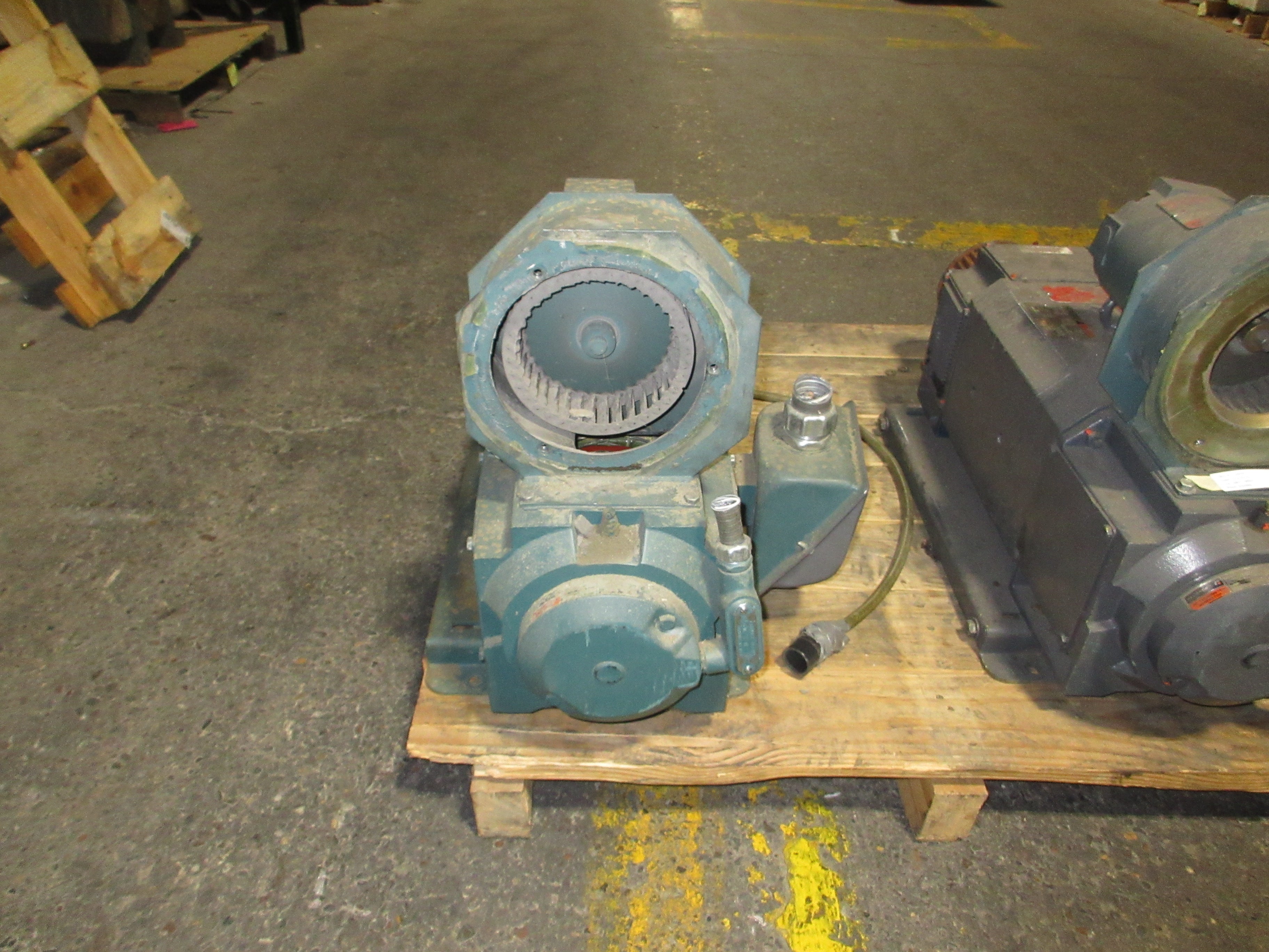 Reliance Electric DC Motor N002KAW06926-PX 30HP 1800/2000RPM 240V 109A Used