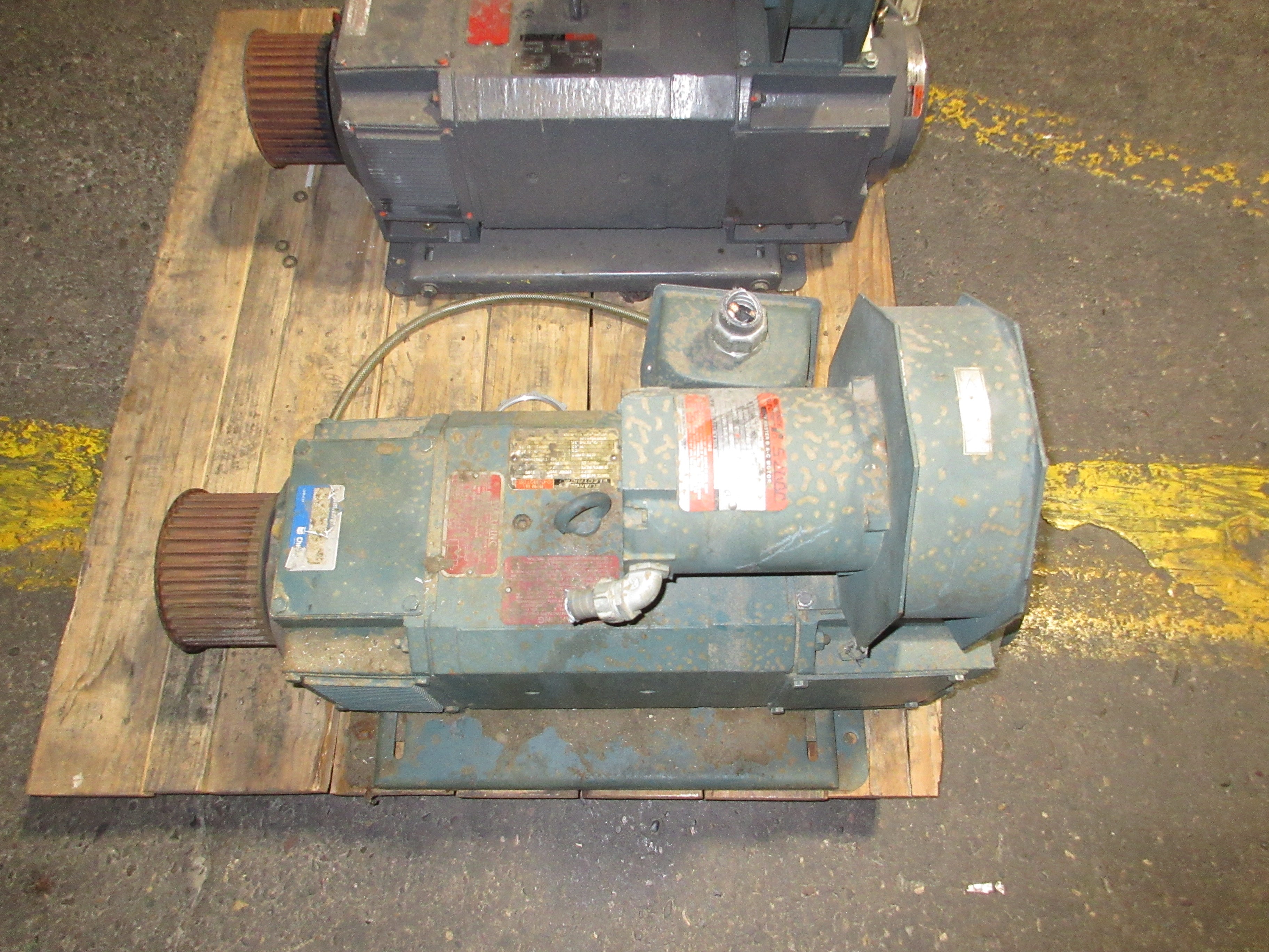 Reliance Electric DC Motor N002KAW06926-PX 30HP 1800/2000RPM 240V 109A Used