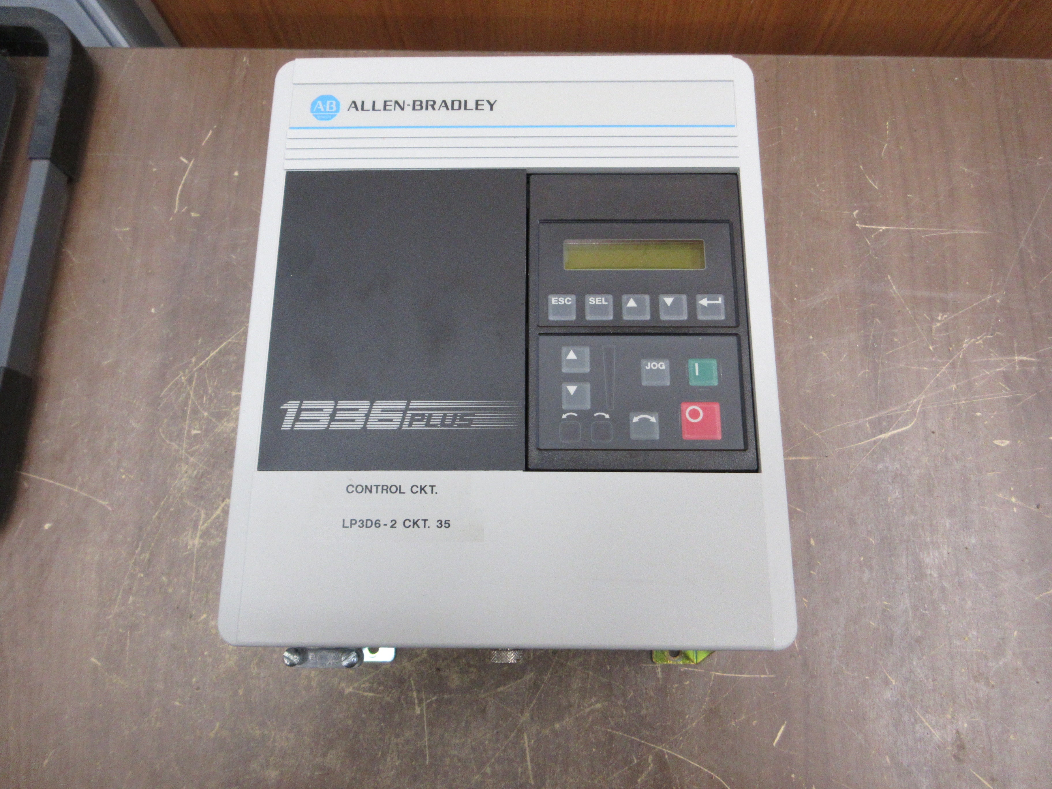 Allen-Bradley 1336 Plus AC Drive 1336S-BRF50-AA-EN-L6 5HP 3Ph w/ Keypad Used