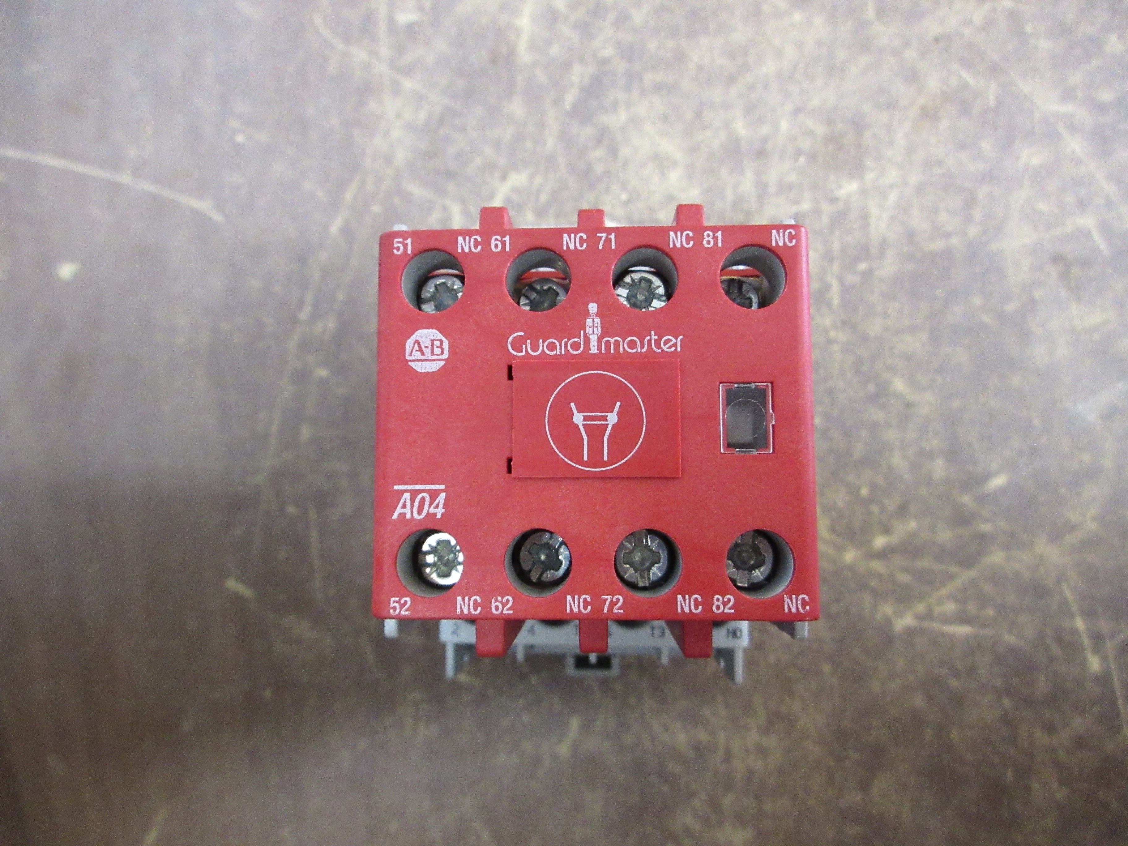 Allen-Bradley Safety Contactor 100S-C09EJ14C 24VDC Coil 25A 600V Used